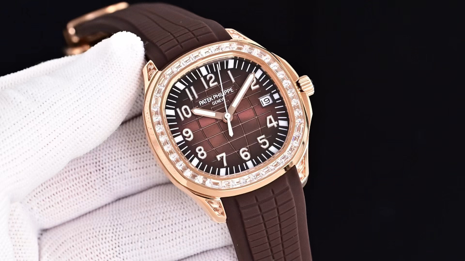 パテック フィリップ アクアノート シルバー ブラック ウォッチ 5167A/5168G/5167R 画像 9