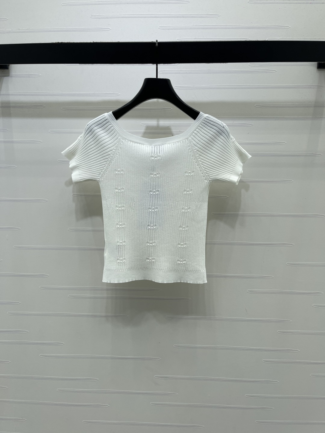シャネル ロゴ刺繍 Vネック クロップド ニットTシャツ 画像 9