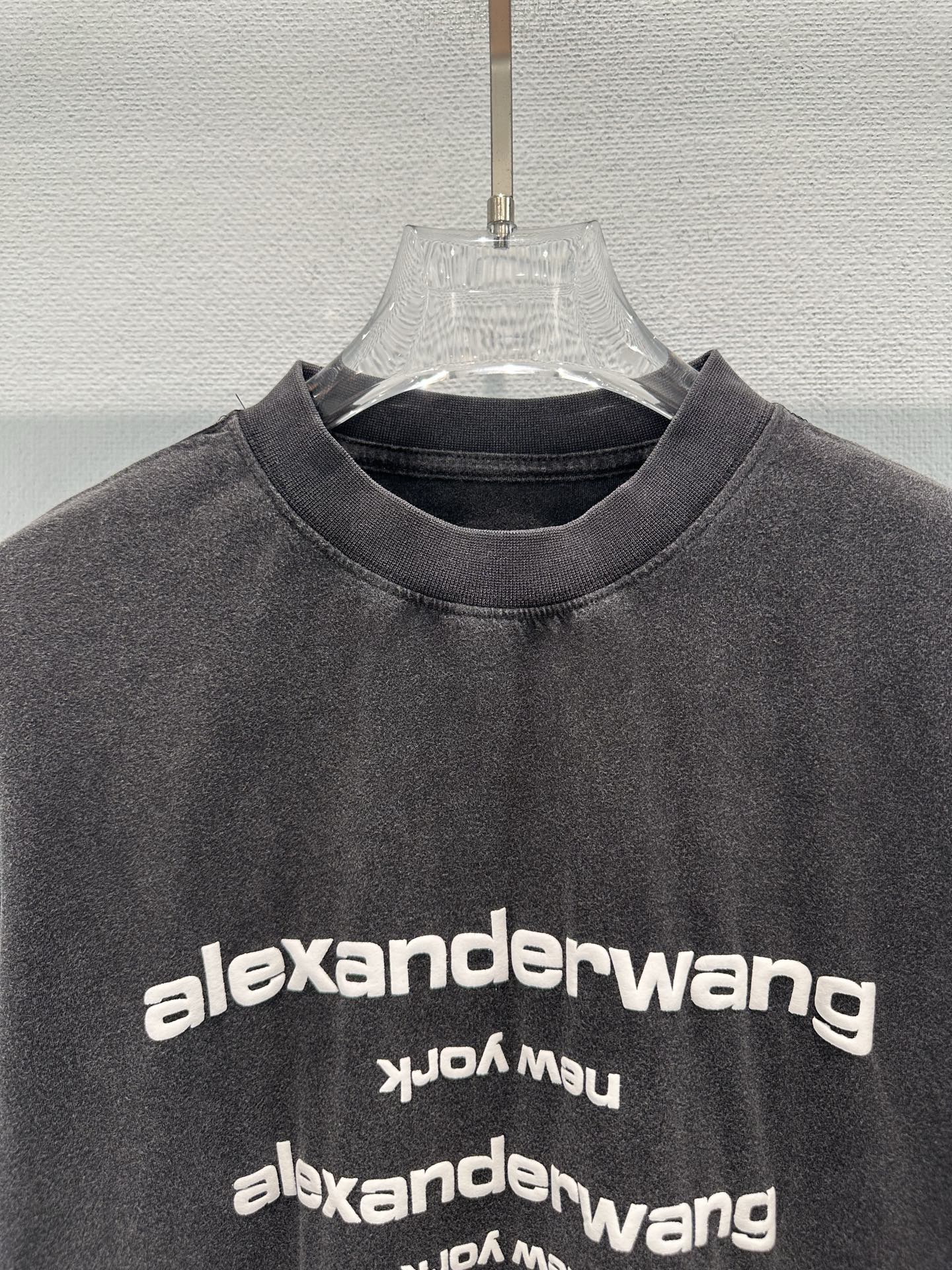 アレキサンダーワン 黒 ウォッシュ ロゴグラフィック Tシャツ 画像 8