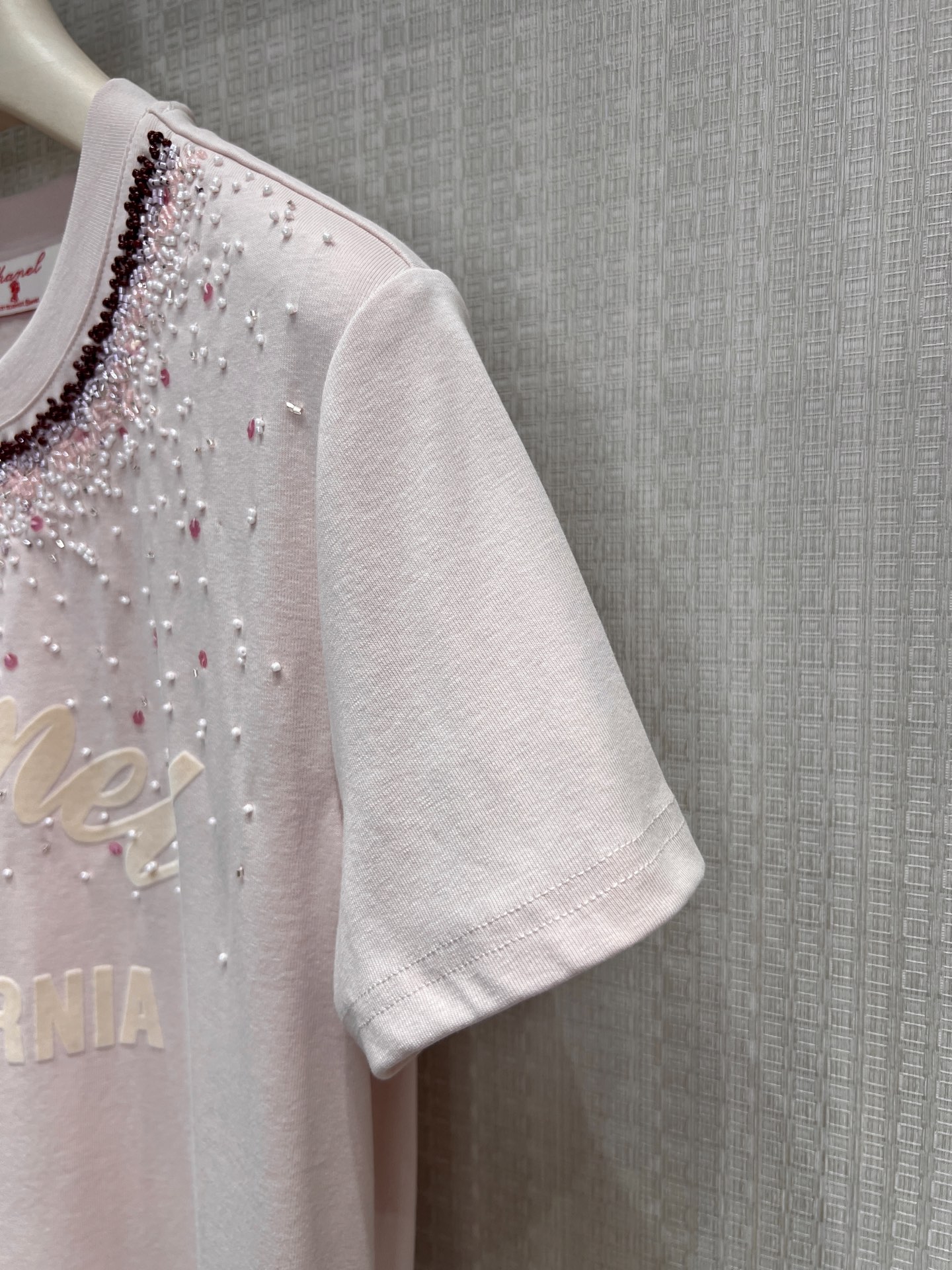 ピンク ロゴ刺繍 クリスタル装飾 ロゴグラフィック Tシャツ 画像 7
