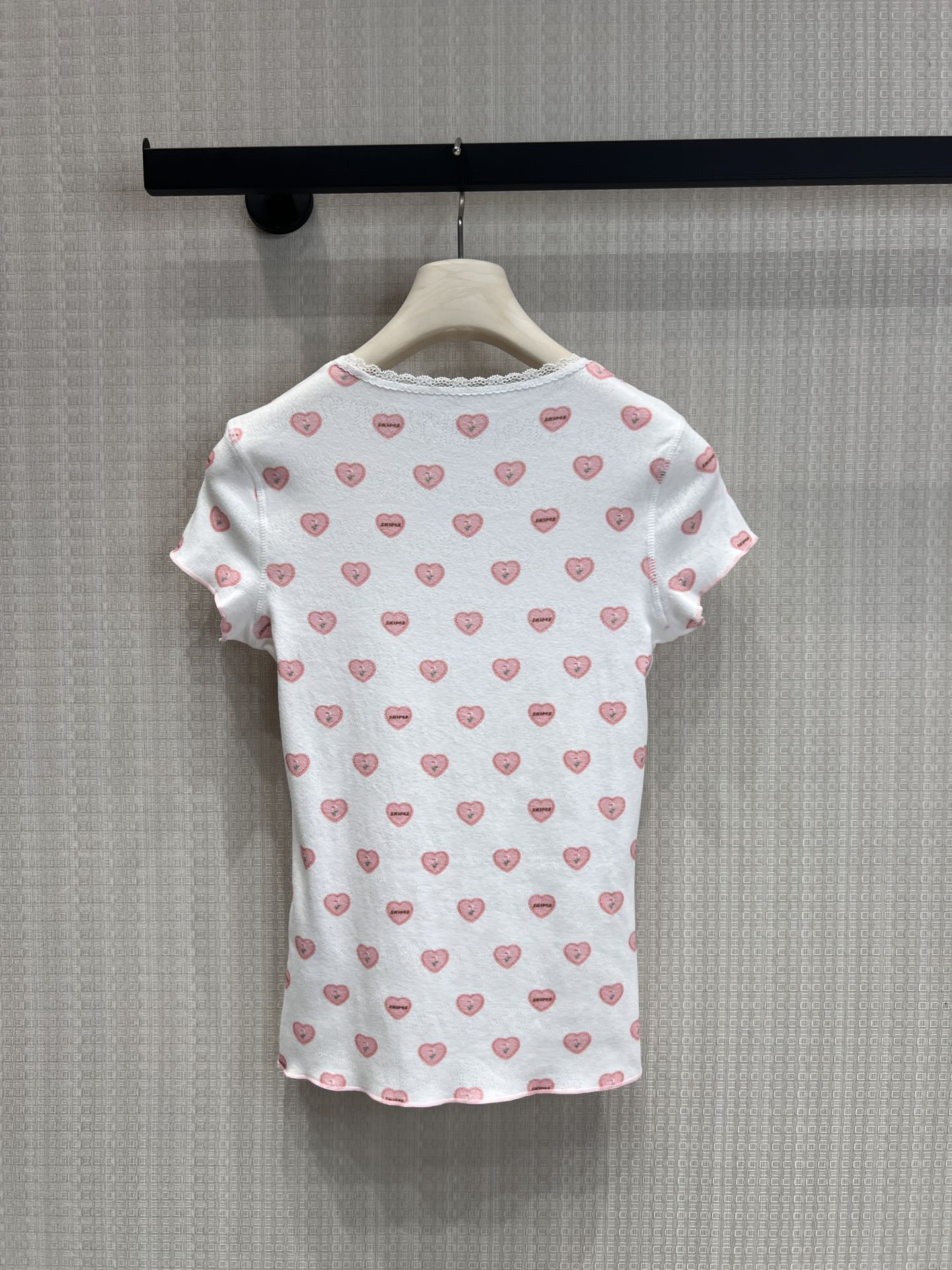 スキムズ グラフィックプリント フローラル バタフライ レーストリム ニットTシャツ 画像 4