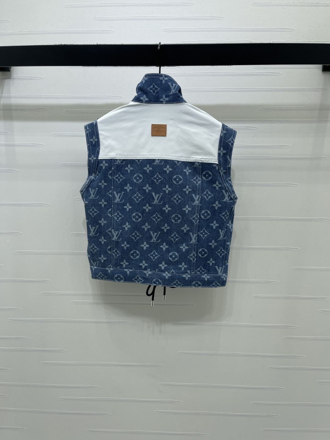 ルイ・ヴィトン 白 ロゴ刺繍 ジャカード ハイウエスト デニム ニットタンクトップ 画像 9
