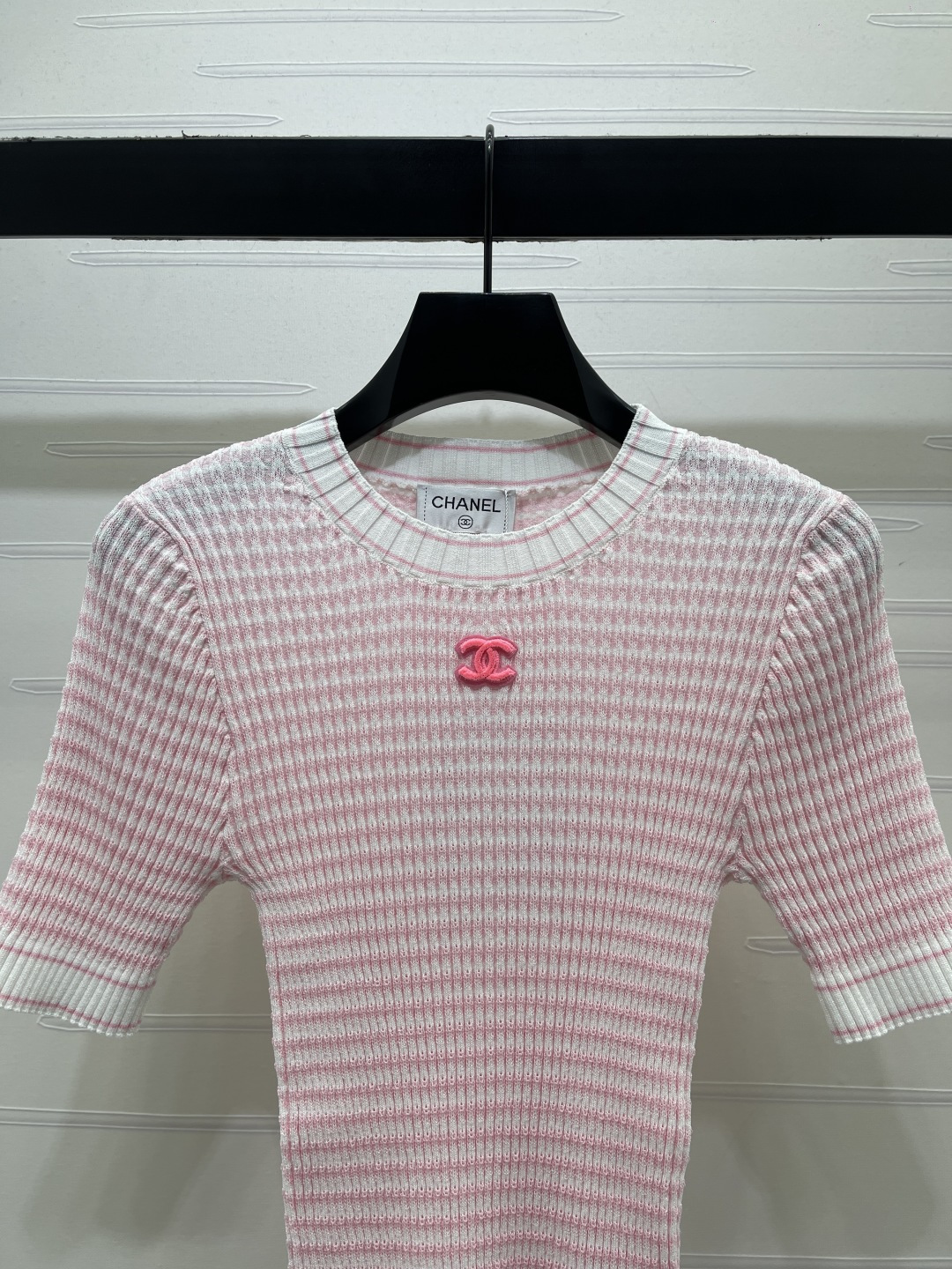 シャネル グラフィックプリント ロゴ刺繍 ボーダー 透かし編み ニットTシャツ 画像 5