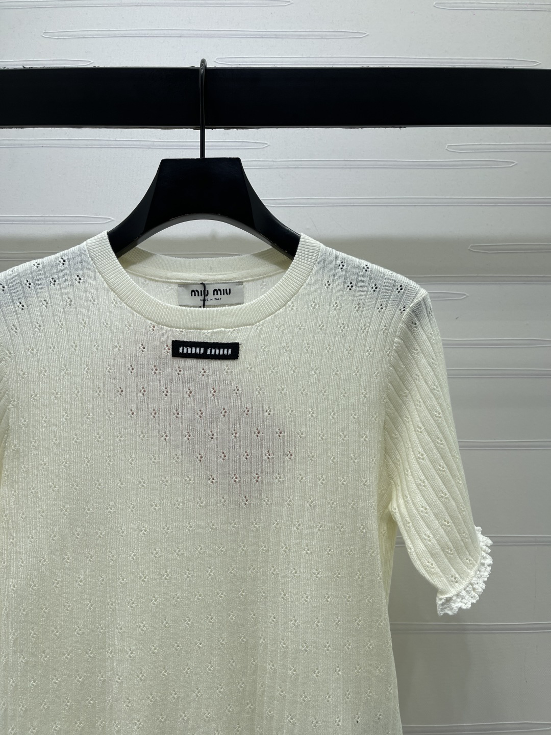 ミュウミュウ フローラル ロゴ刺繍 透かし編み レーストリム ニットTシャツ 画像 4