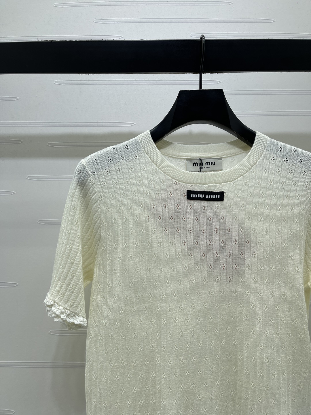 ミュウミュウ フローラル ロゴ刺繍 透かし編み レーストリム ニットTシャツ 画像 5