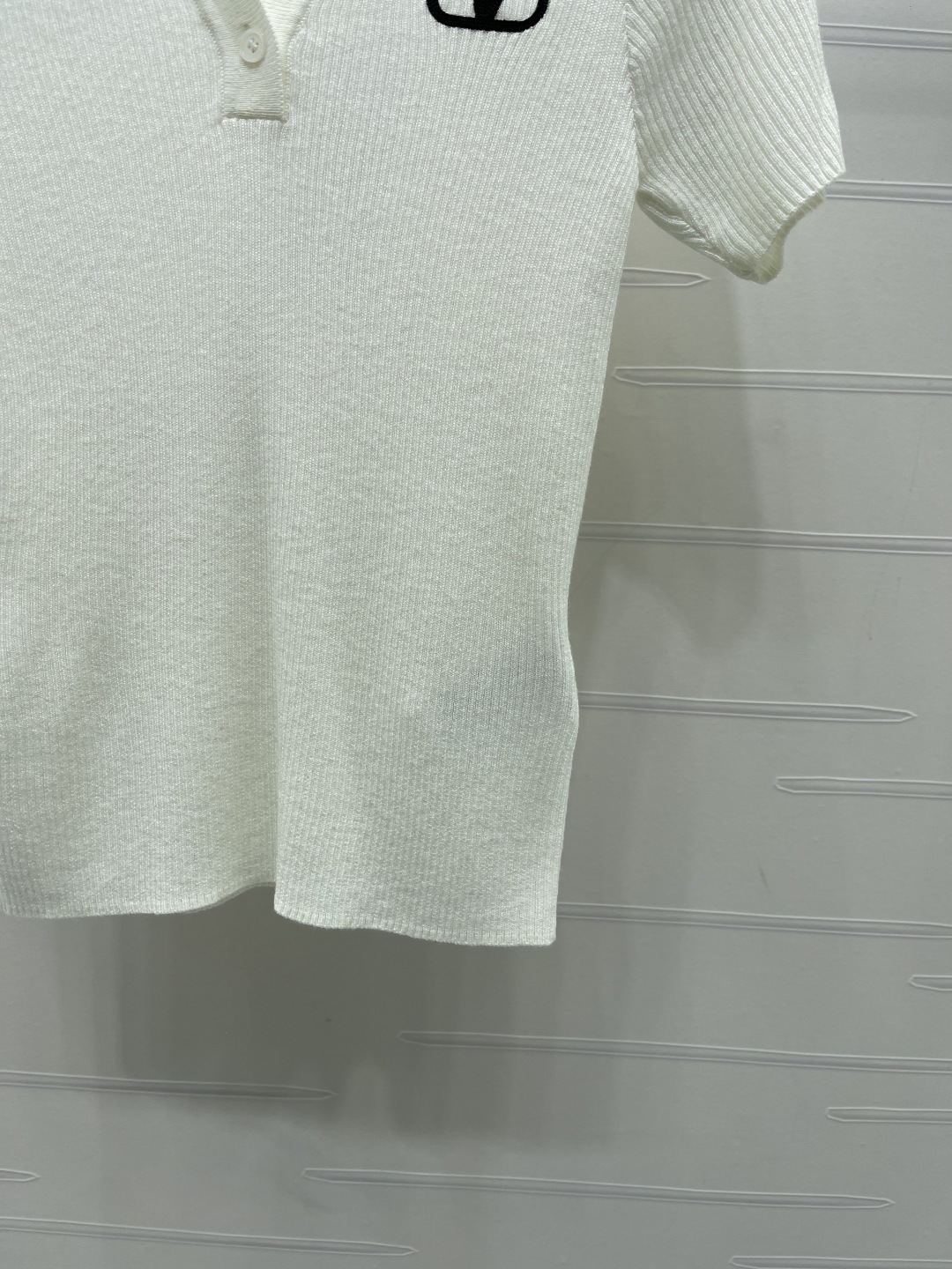ヴァレンティノ ロゴ刺繍 襟付き Vネック ニットポロシャツ 画像 7