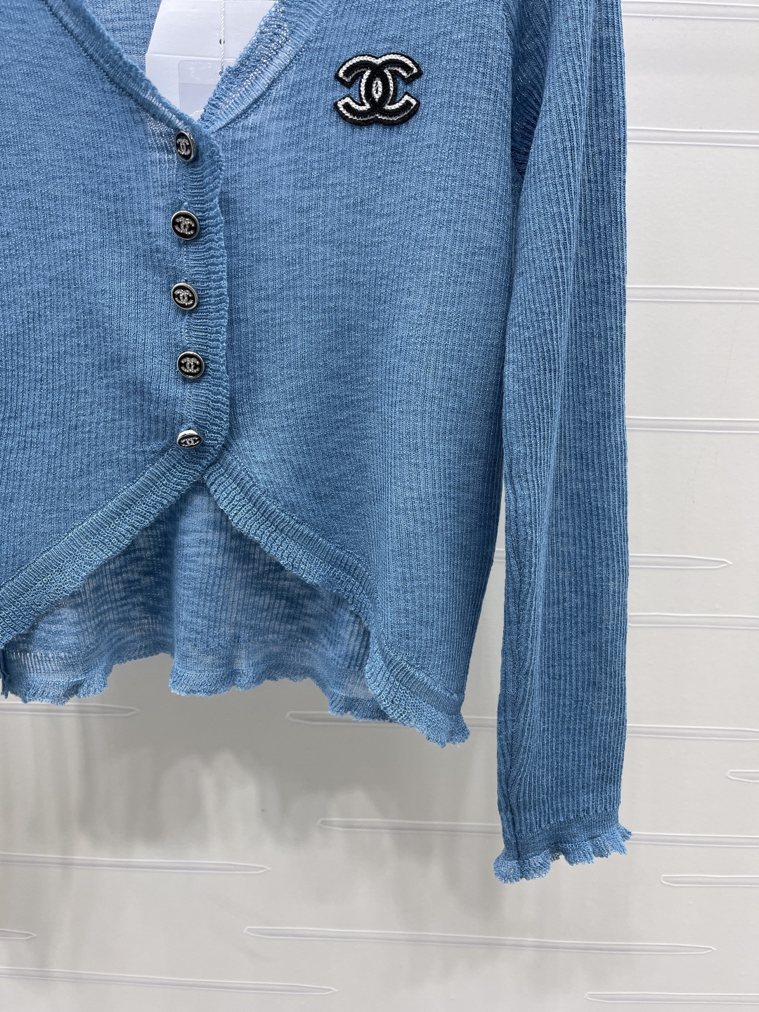 シャネル フローラル ロゴ刺繍 Vネック クロップド ニットカーディガン 画像 7