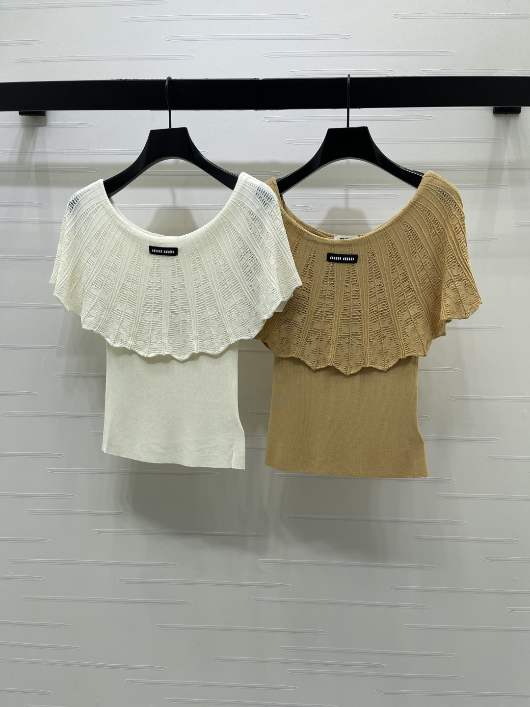 ミュウミュウ ロゴ刺繍 ニットTシャツ 詳細画像 2