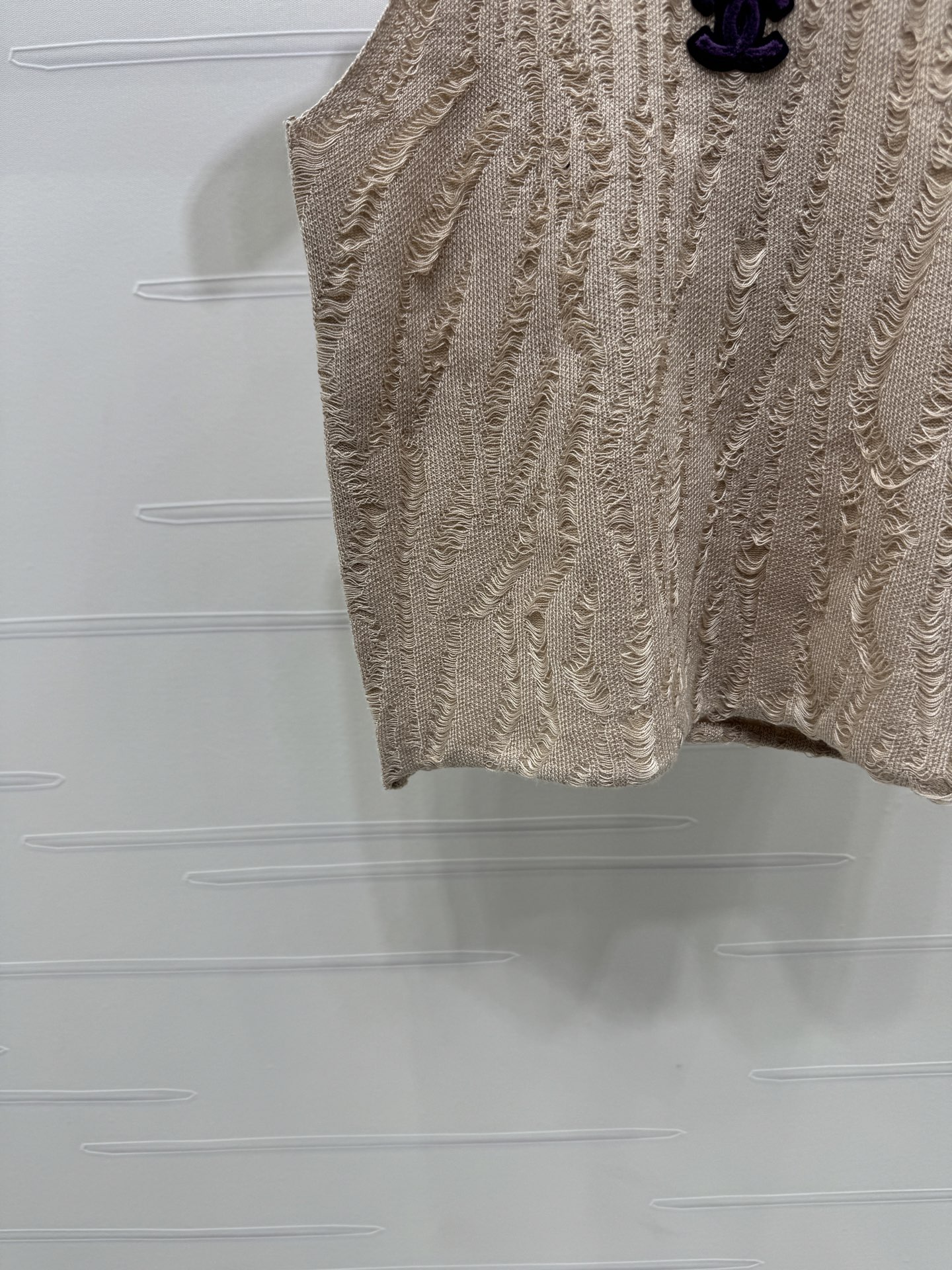 シャネル ロゴ刺繍 透かし編み アシンメトリー ニットタンクトップ 画像 6