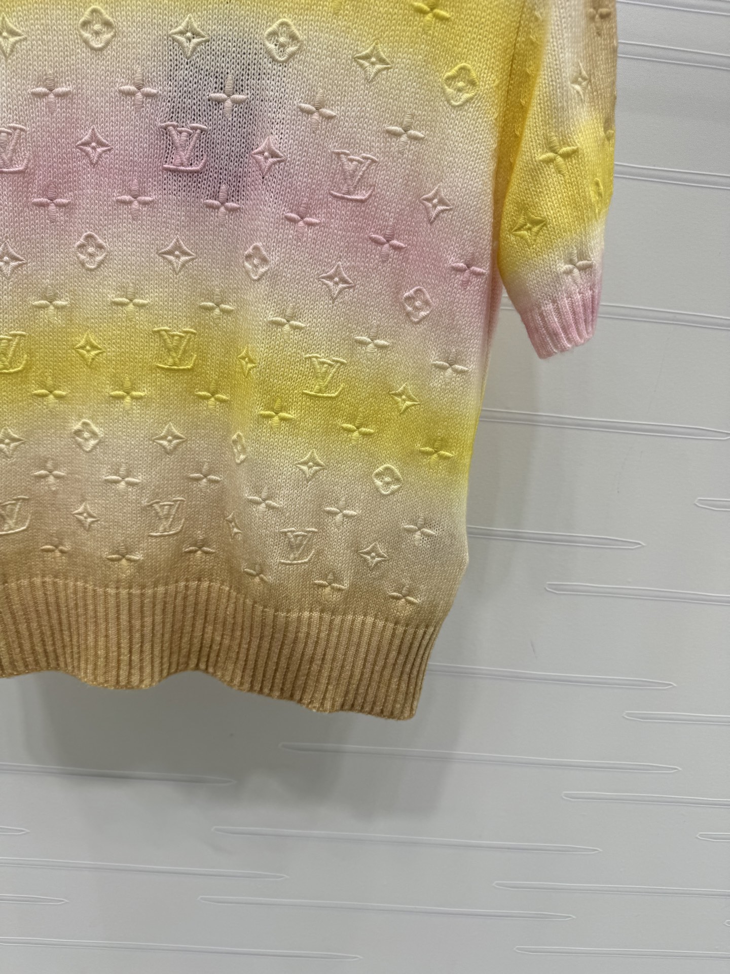 ルイ・ヴィトン ロゴ刺繍 ジャカード ニットTシャツ 画像 7