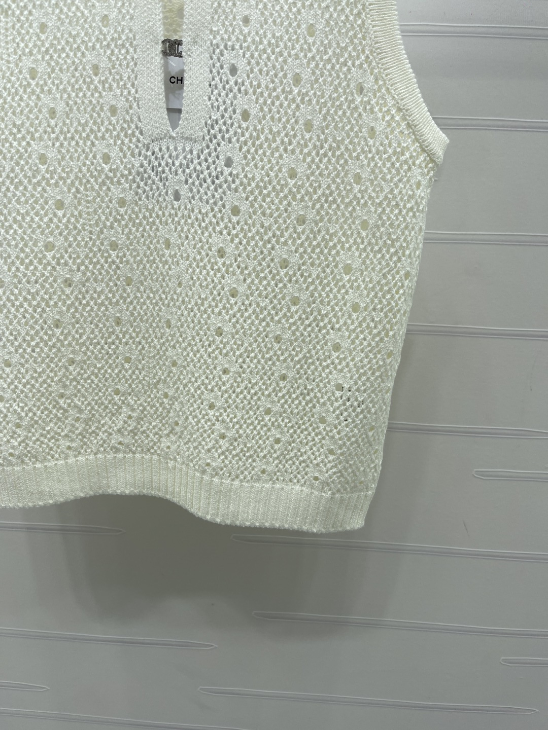 シャネル ロゴ刺繍 透かし編み クリスタル装飾 ニットタンクトップ 画像 7