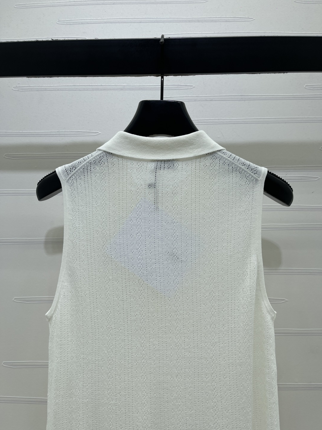 セリーヌ グラフィックプリント ロゴ刺繍 透かし編み 襟付き ニットタンクトップ 画像 8