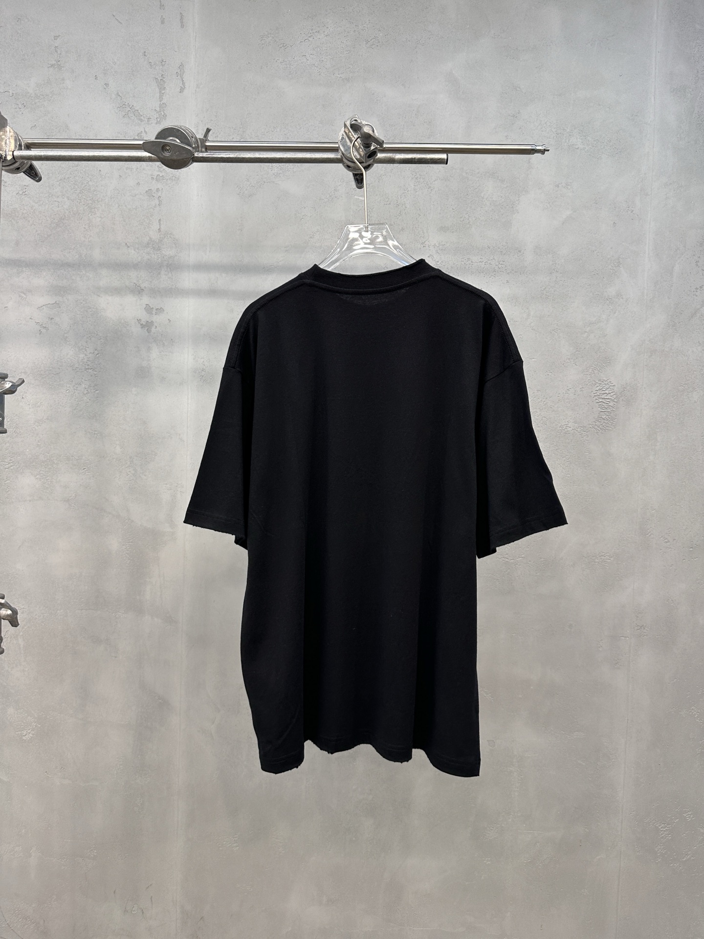 バレンシアガ ペイントロゴ ウォッシュド Tシャツ 詳細画像 3