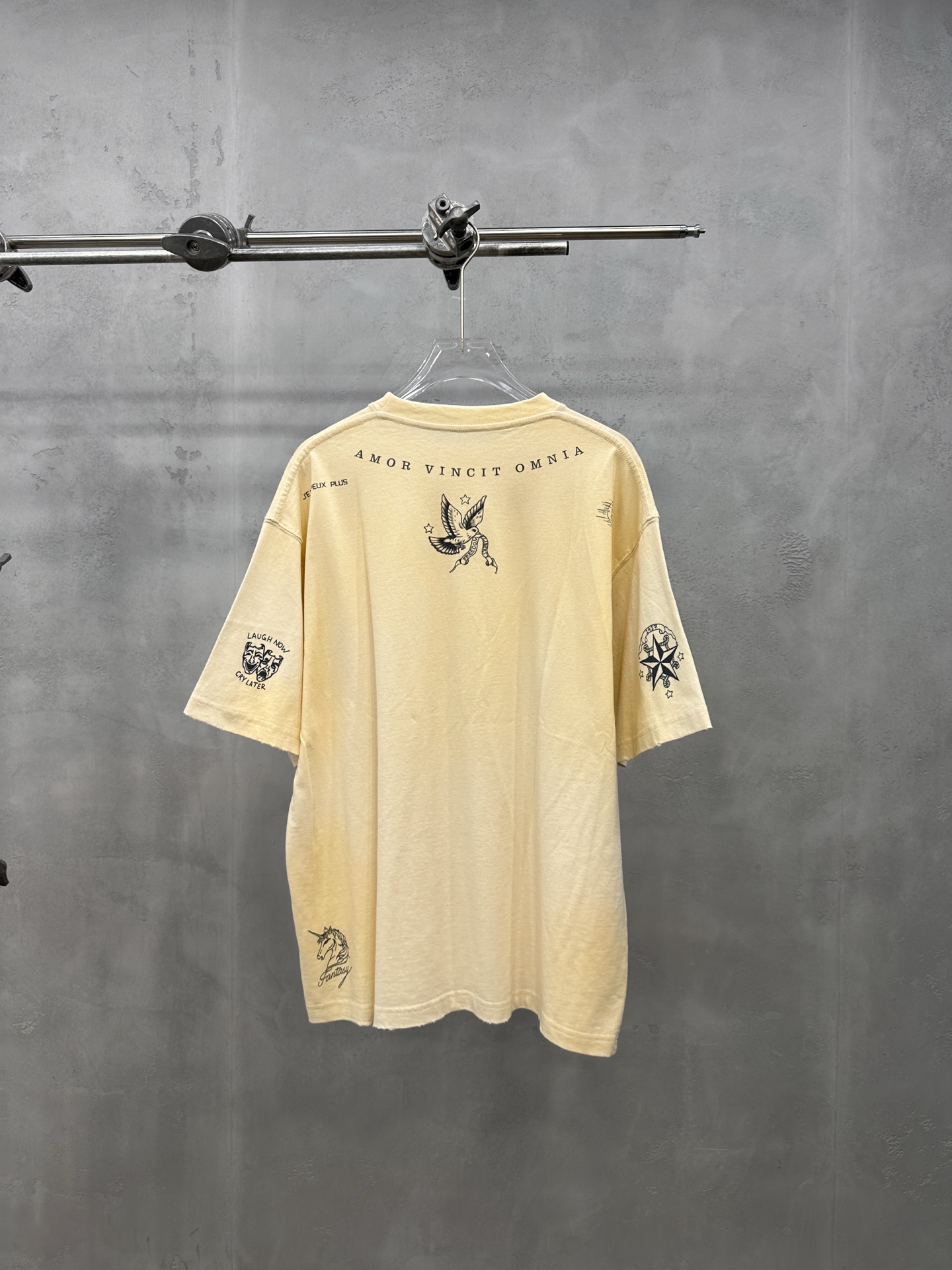 バレンシアガ ウォッシュド マルチプリント Tシャツ 詳細画像 3