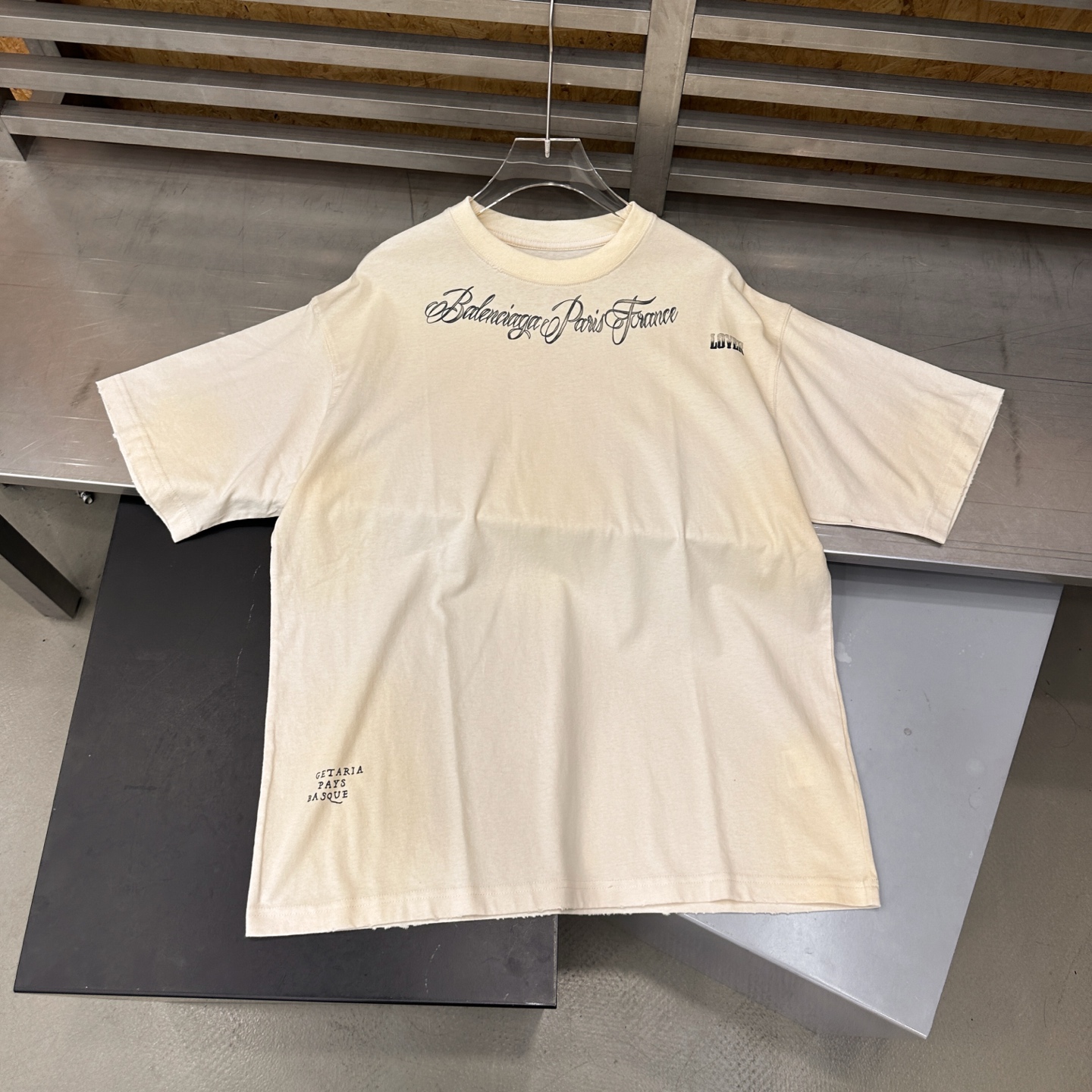 バレンシアガ ウォッシュド マルチプリント Tシャツ 画像 4