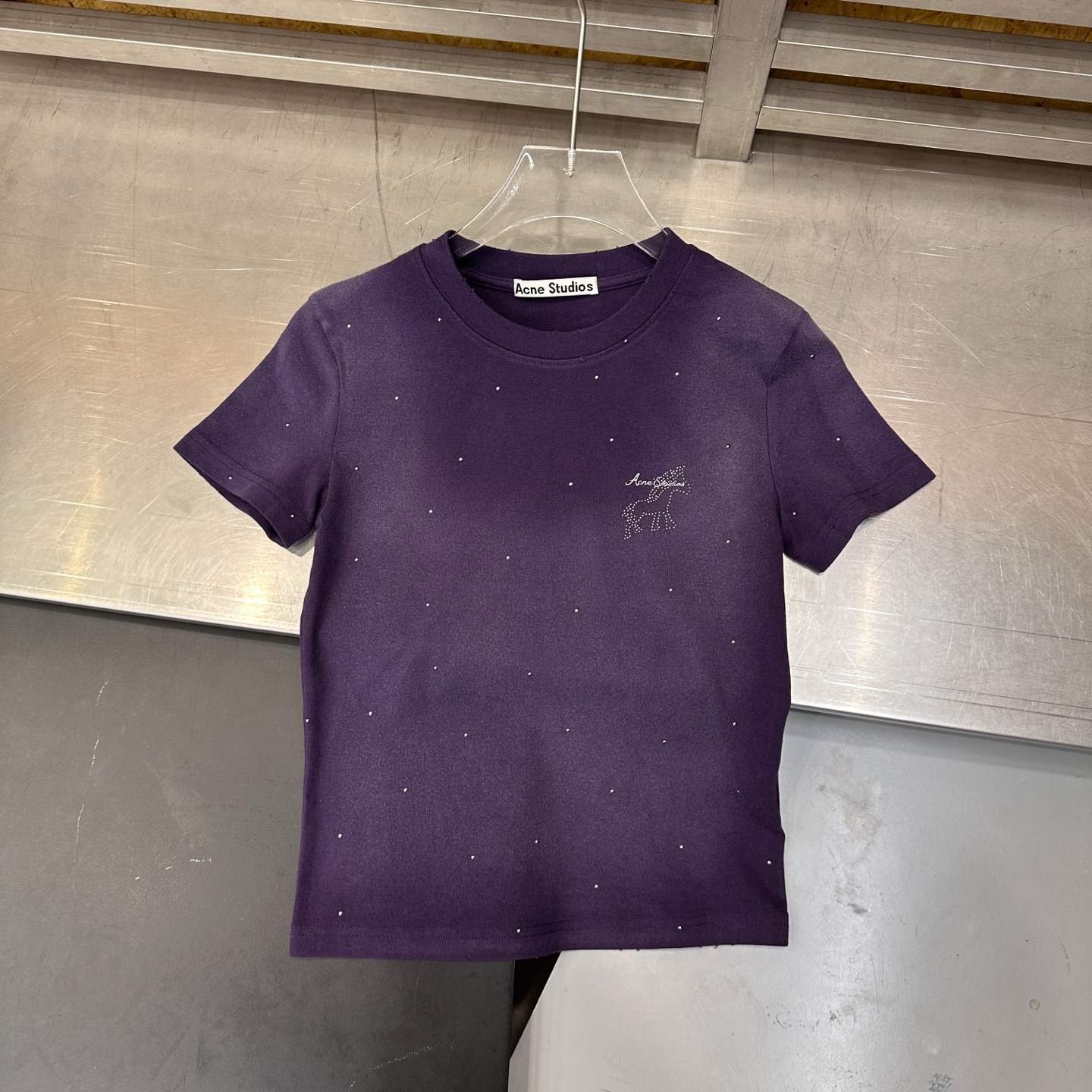アクネ ストゥディオズ ラインストーン ウォッシュド Tシャツ 画像 4