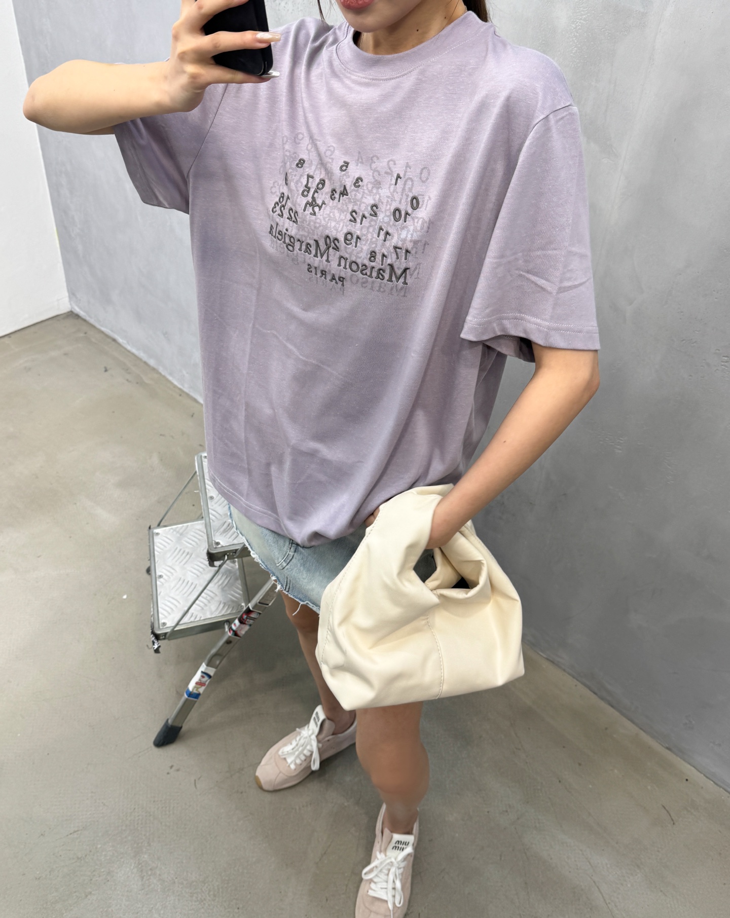 エムエム6 メゾン マルジェラ ロゴ刺繍Tシャツ 画像 9