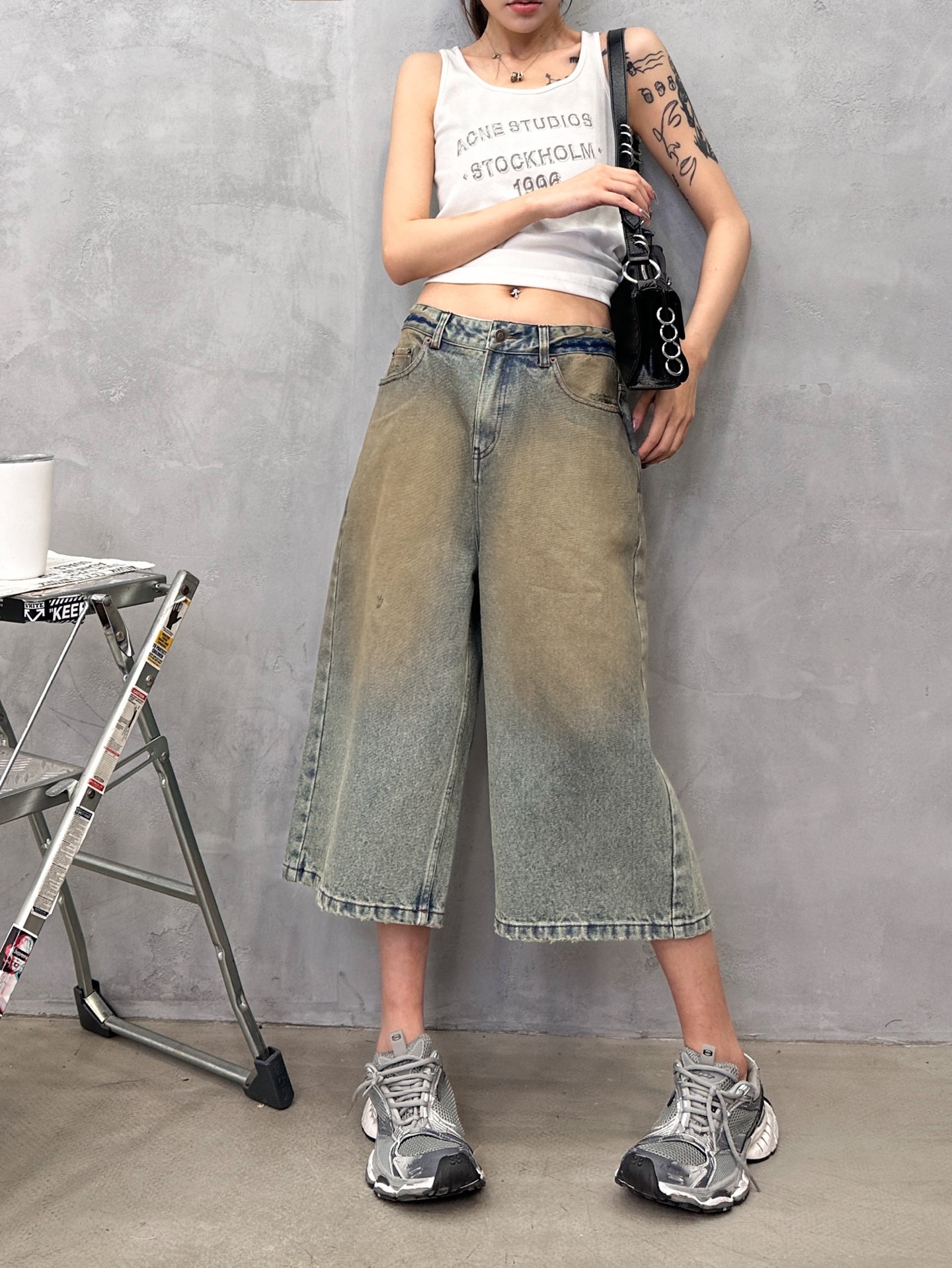 アクネ ストゥディオズ ウォッシュ加工デニムショーツ 画像 8