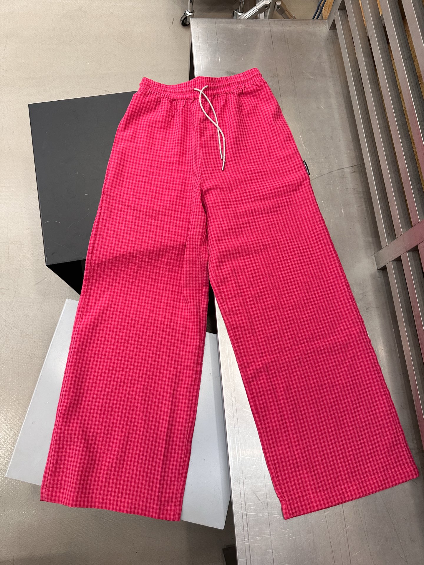 アレキサンダーワン ラインストーン ワイドパンツ 画像 6