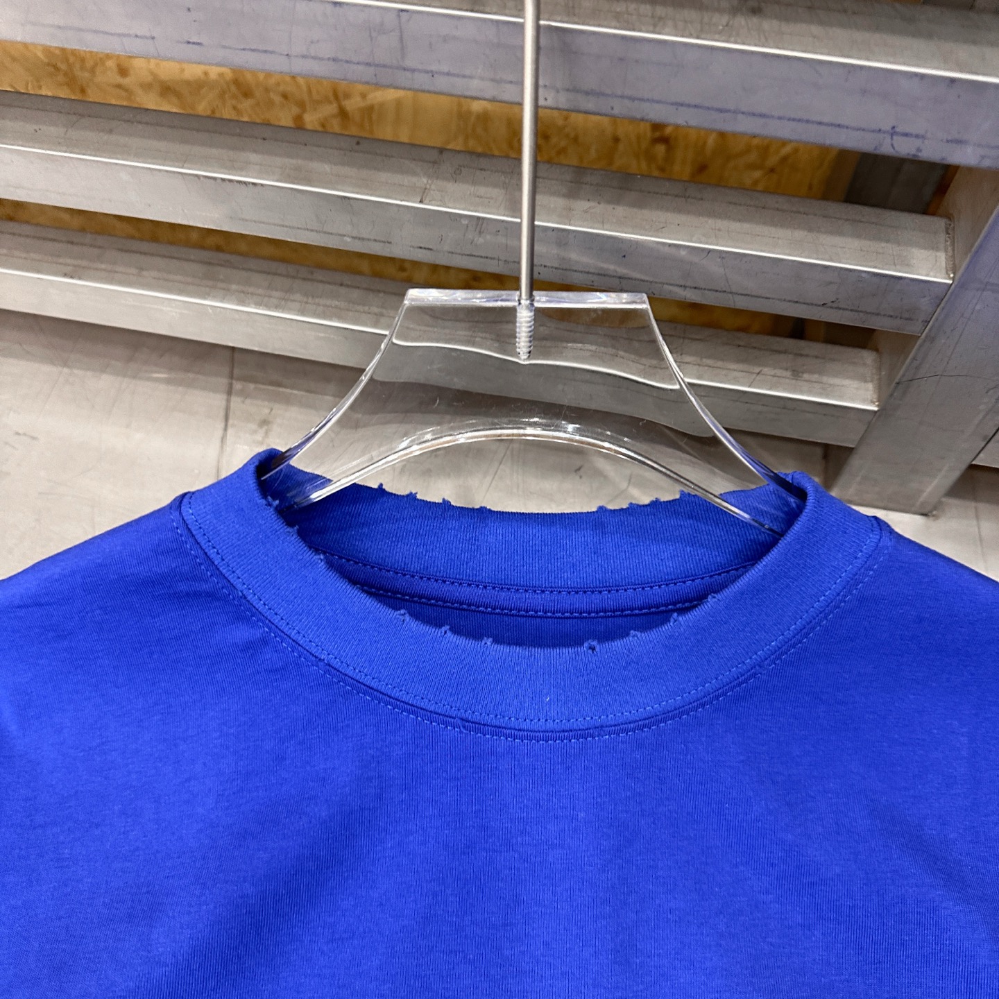 バレンシアガ ロゴ刺繍 オーバーサイズTシャツ 画像 5