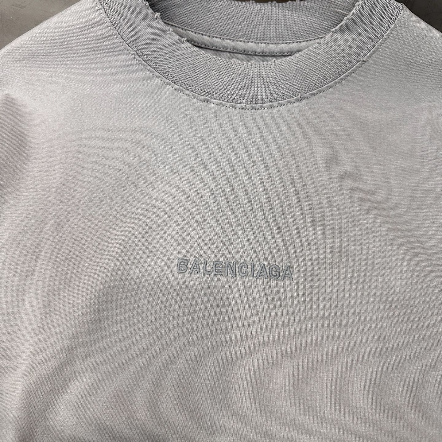 バレンシアガ ウォッシュド ロゴ Tシャツ 画像 6