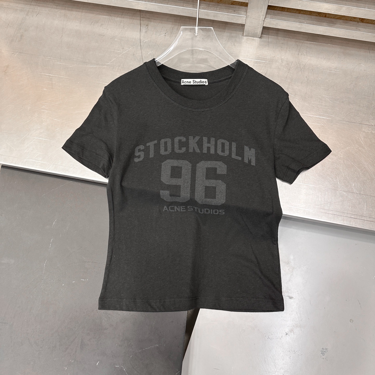 アクネ ストゥディオズ ストックホルム 96 ロゴ Tシャツ 画像 4