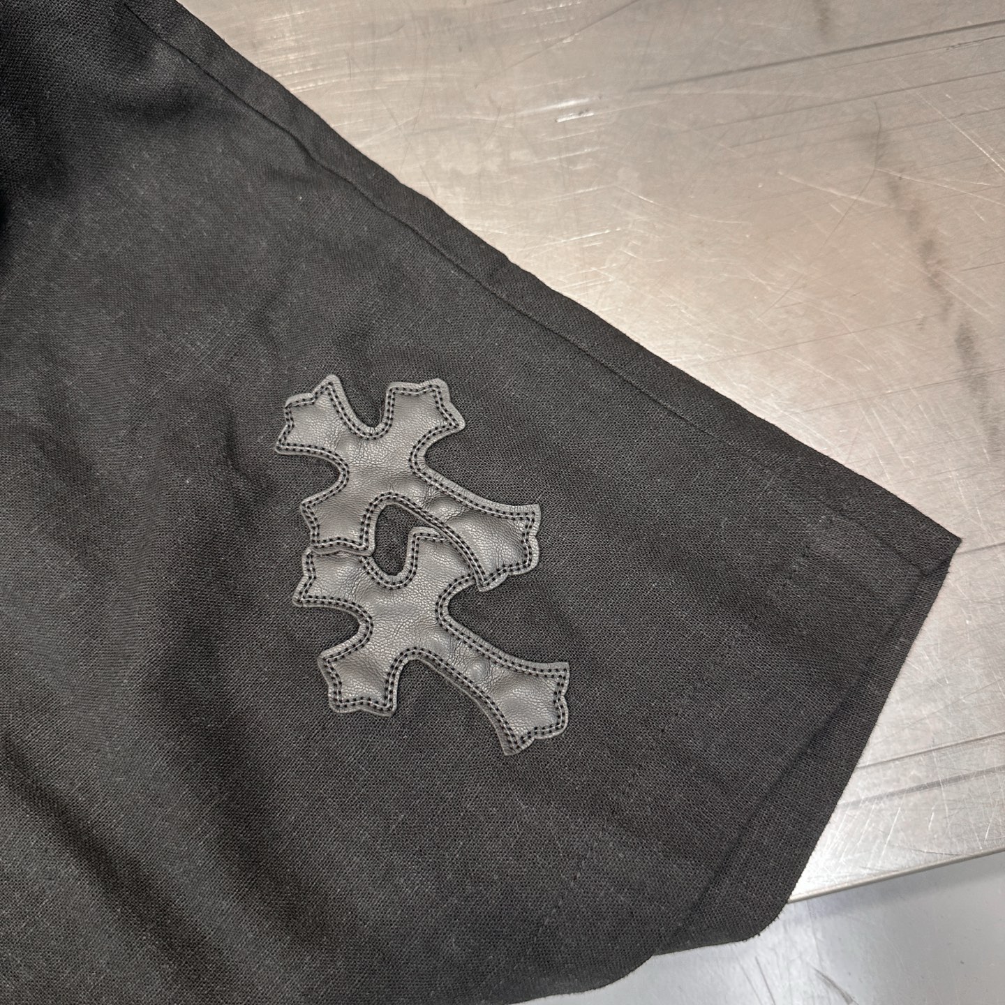 クロムハーツ クロス刺繍 ウォッシュド ショーツ 画像 5