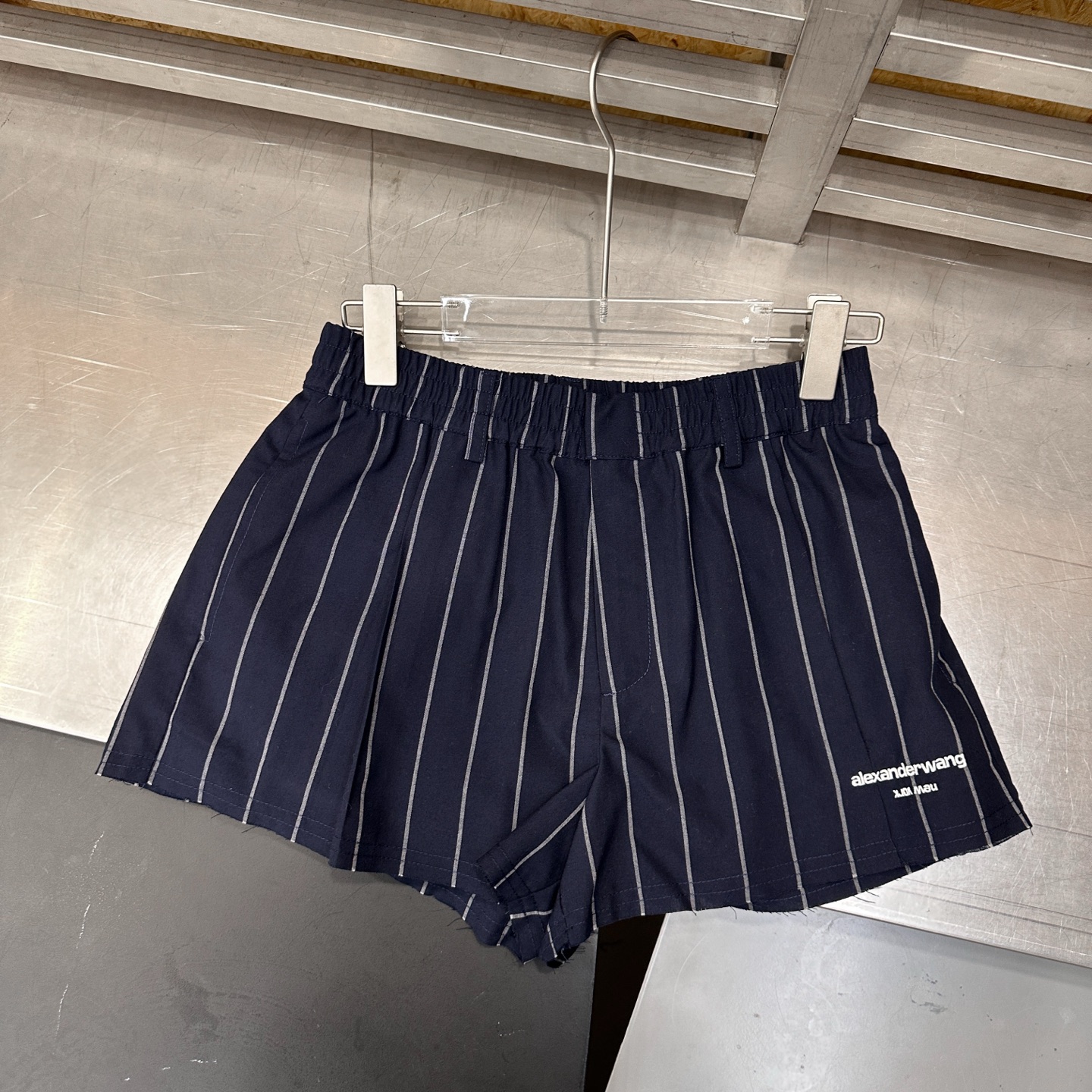 アレキサンダーワン ストライプ ロゴ ショーツ 画像 4