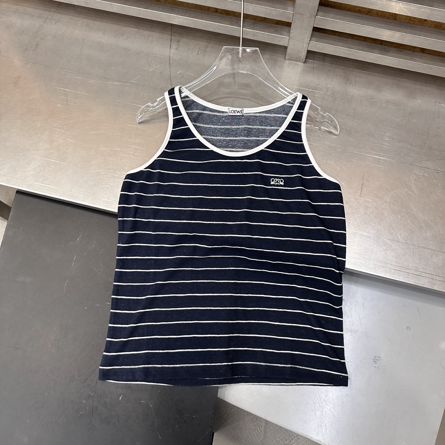 ロエベ ストライプ ロゴ タンクトップ 画像 4