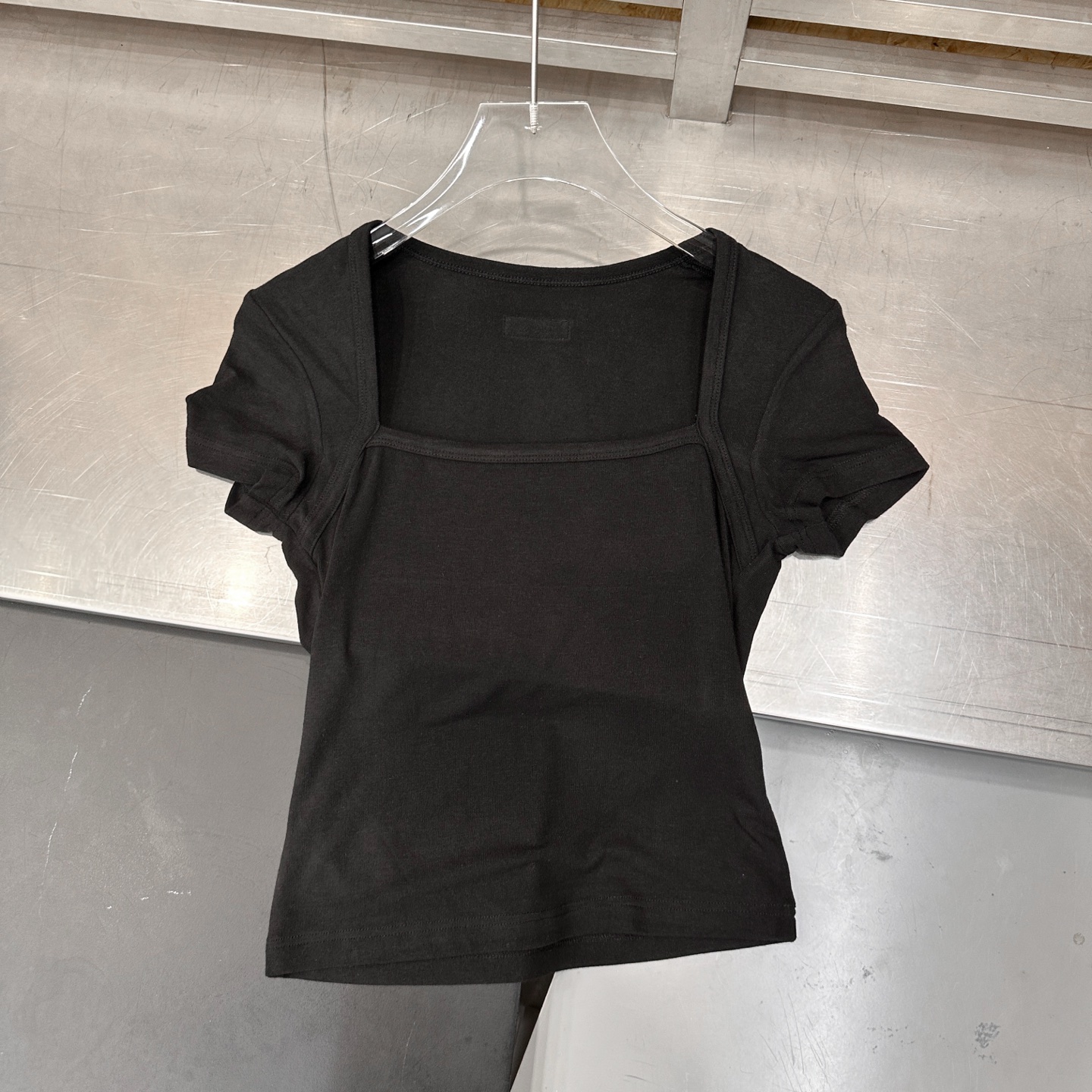 ミュウミュウ ロゴ刺繍 Tシャツ 画像 4