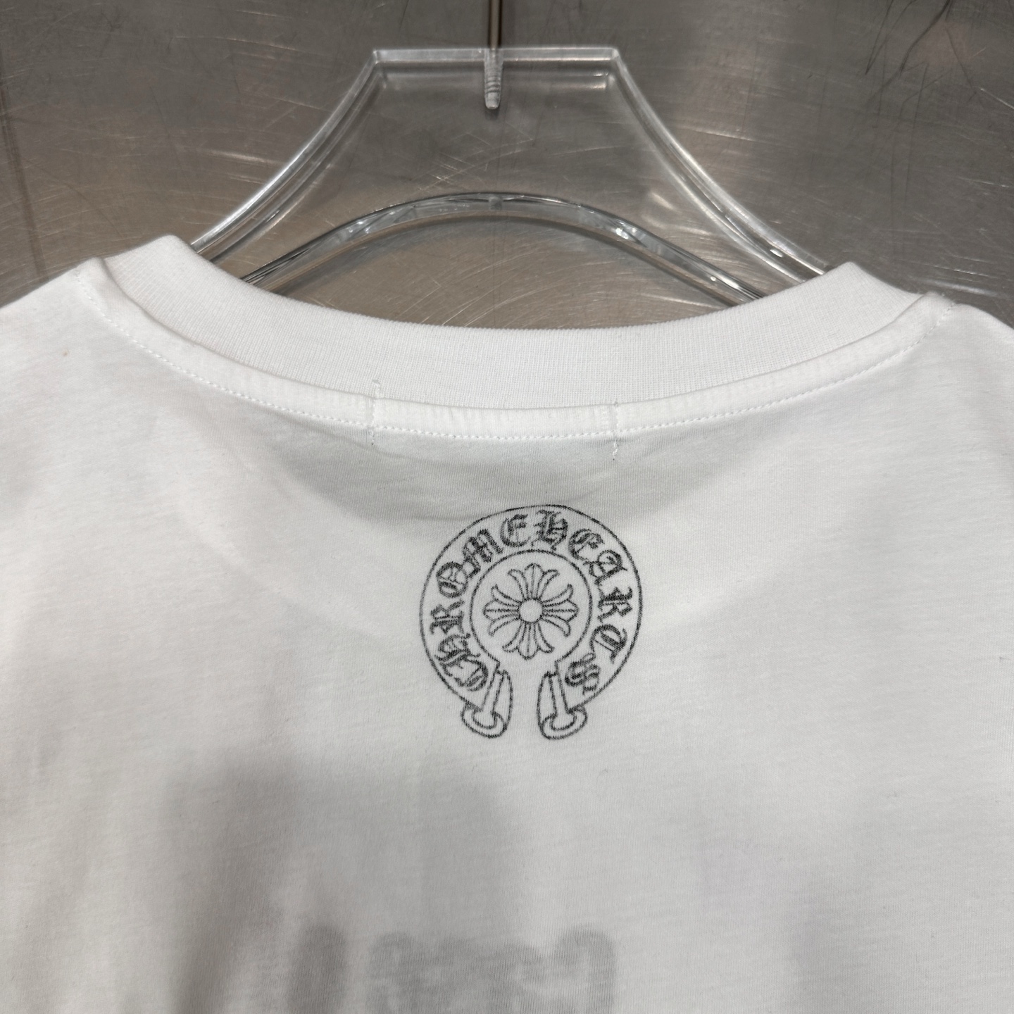 クロムハーツ ネックレスディテール ウォッシュド グラフィック Tシャツ 画像 8