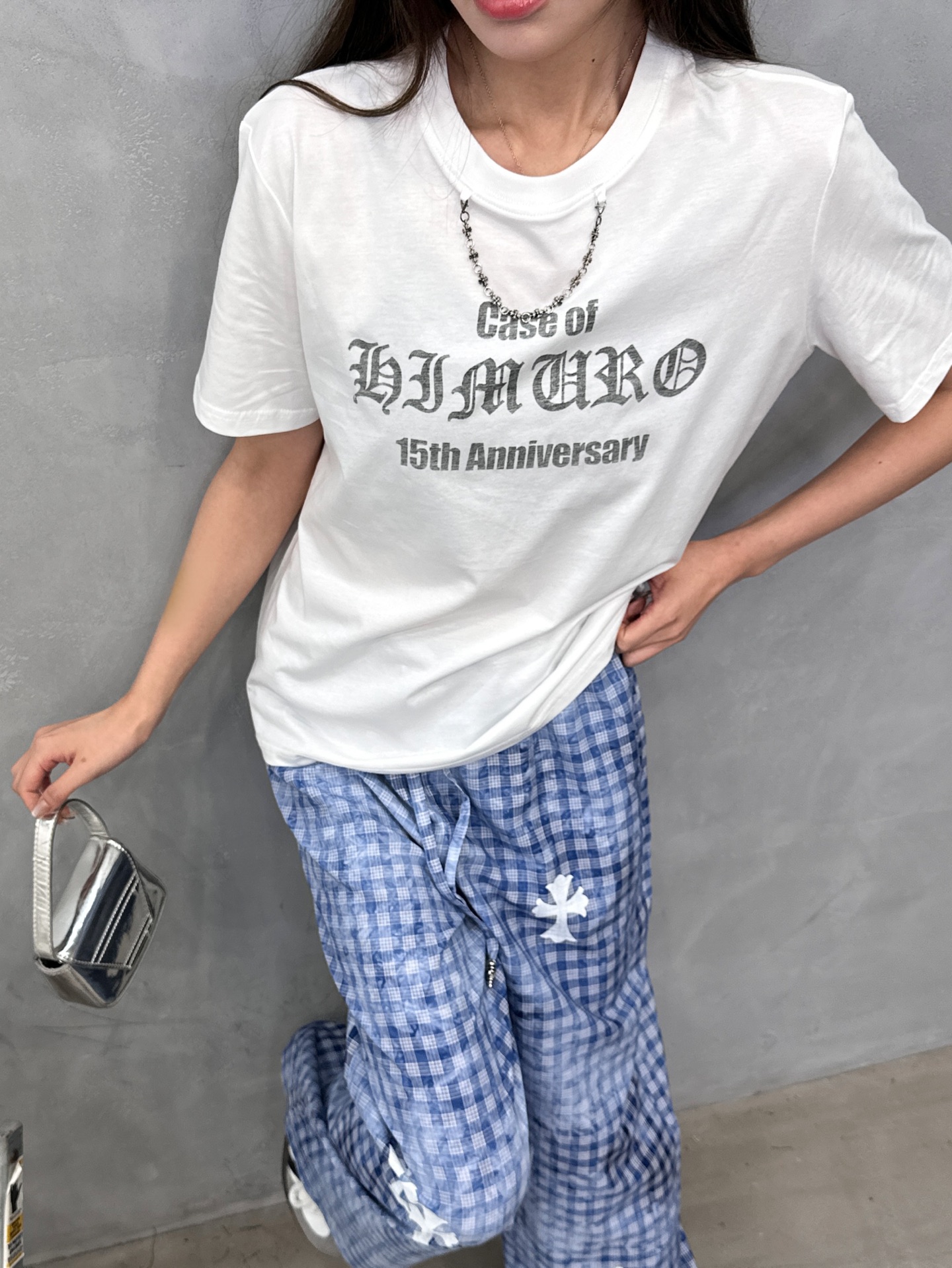 クロムハーツ ネックレスディテール ウォッシュド グラフィック Tシャツ 画像 9