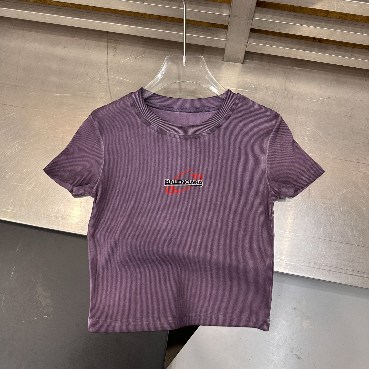 バレンシアガ ロゴ ウォッシュド Tシャツ 画像 4