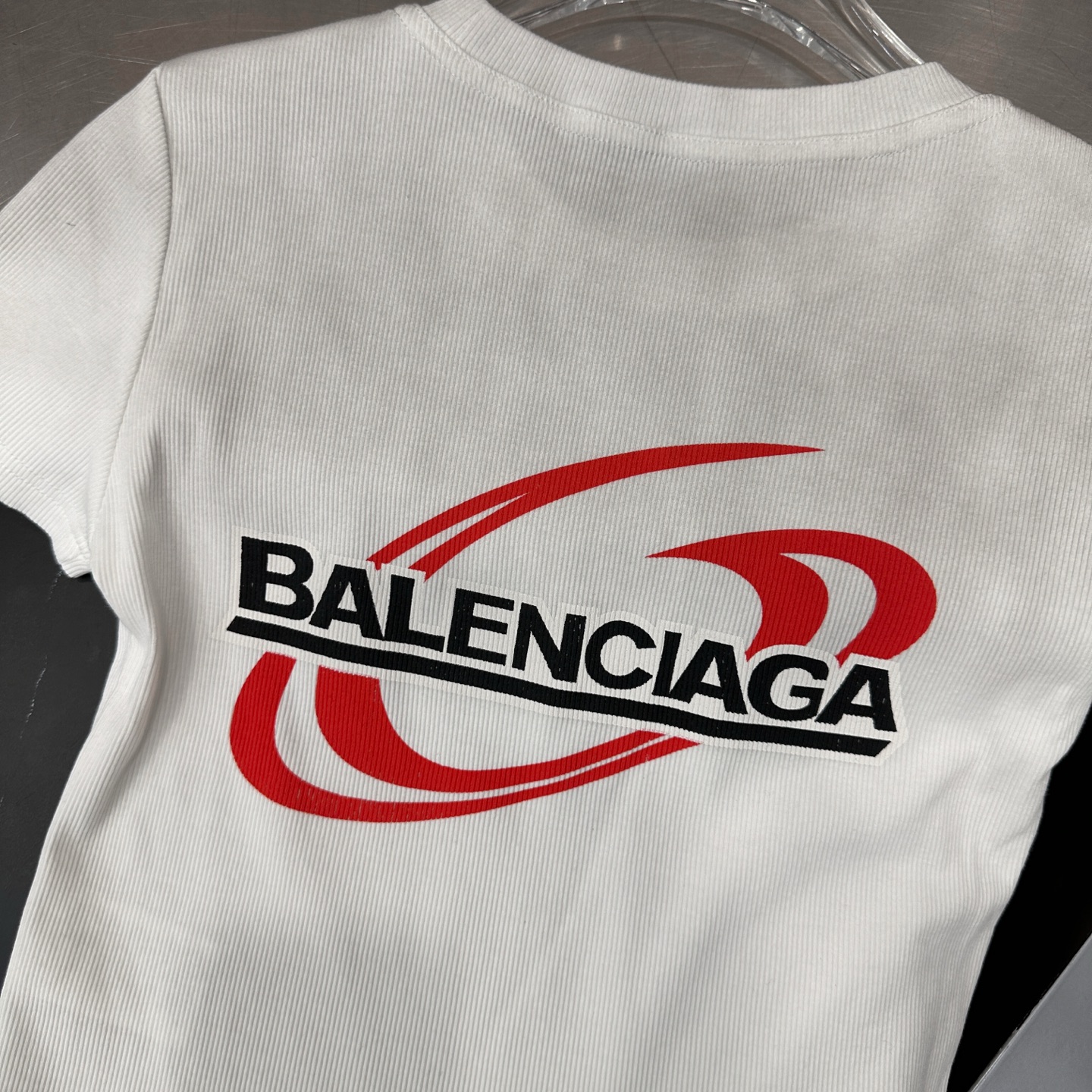 バレンシアガ スモールグラフィックロゴTシャツ 画像 8