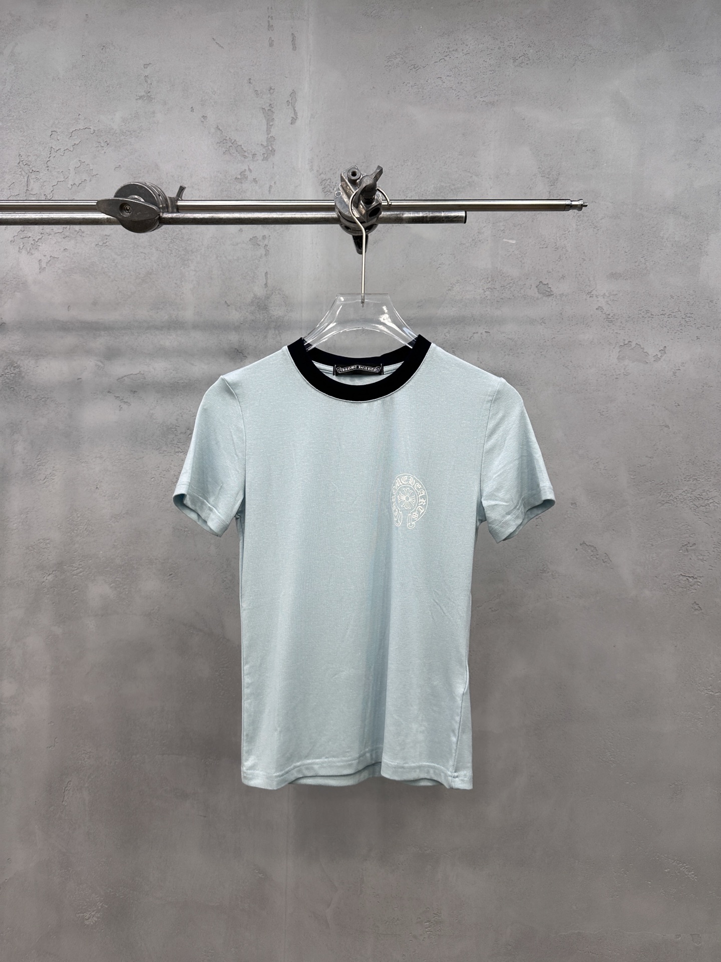 クロムハーツ コントラストカラー ウォッシュド ロゴ Tシャツ 詳細画像 1