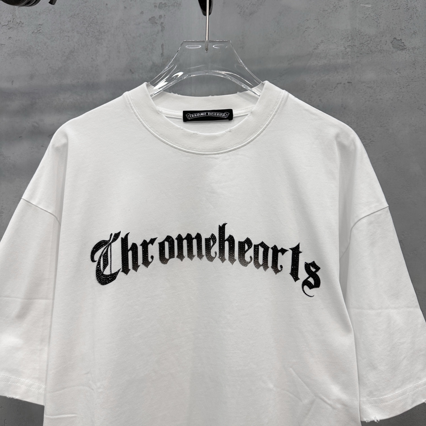 クロムハーツ ラインストーン ロゴ Tシャツ 詳細画像 2