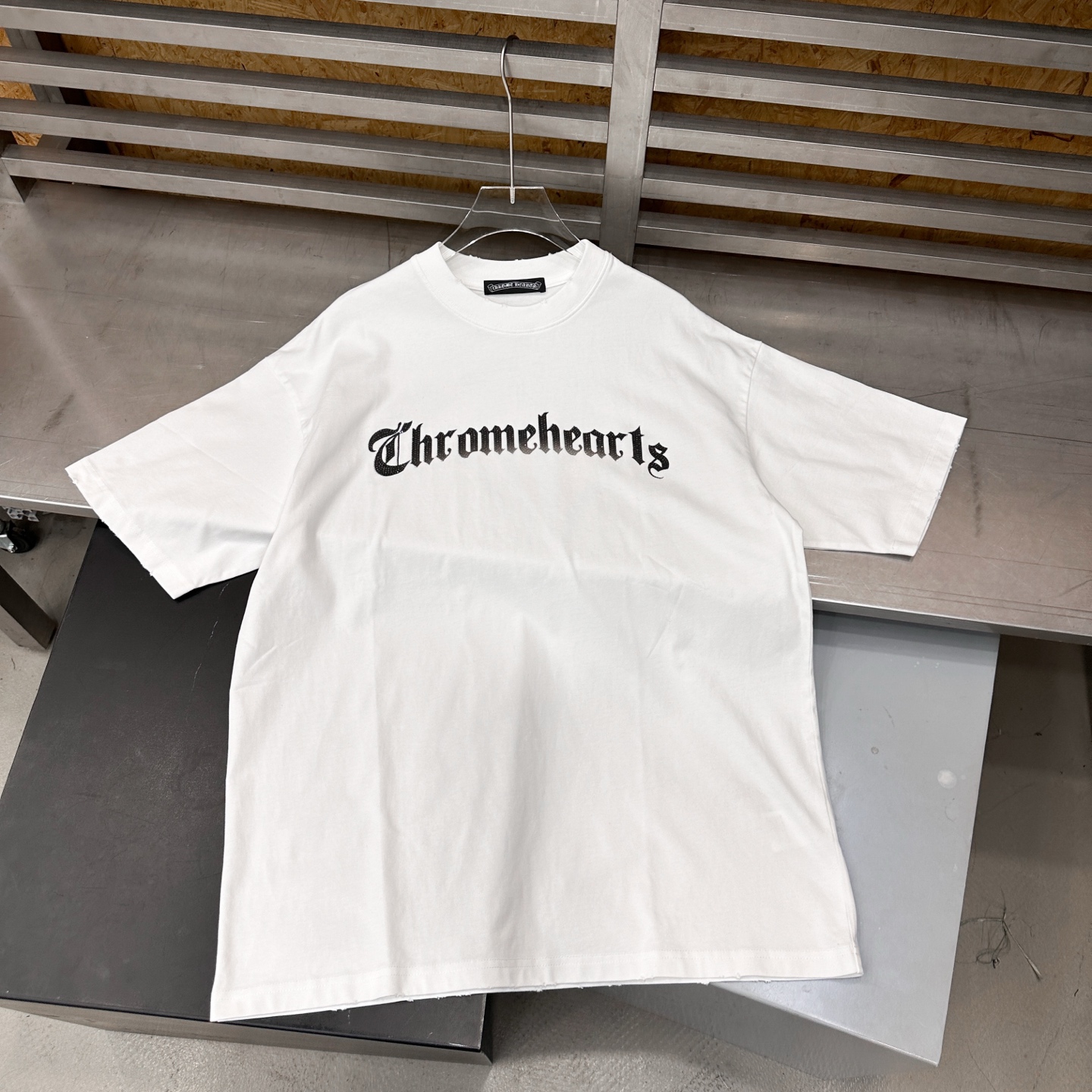 クロムハーツ ラインストーン ロゴ Tシャツ 画像 4
