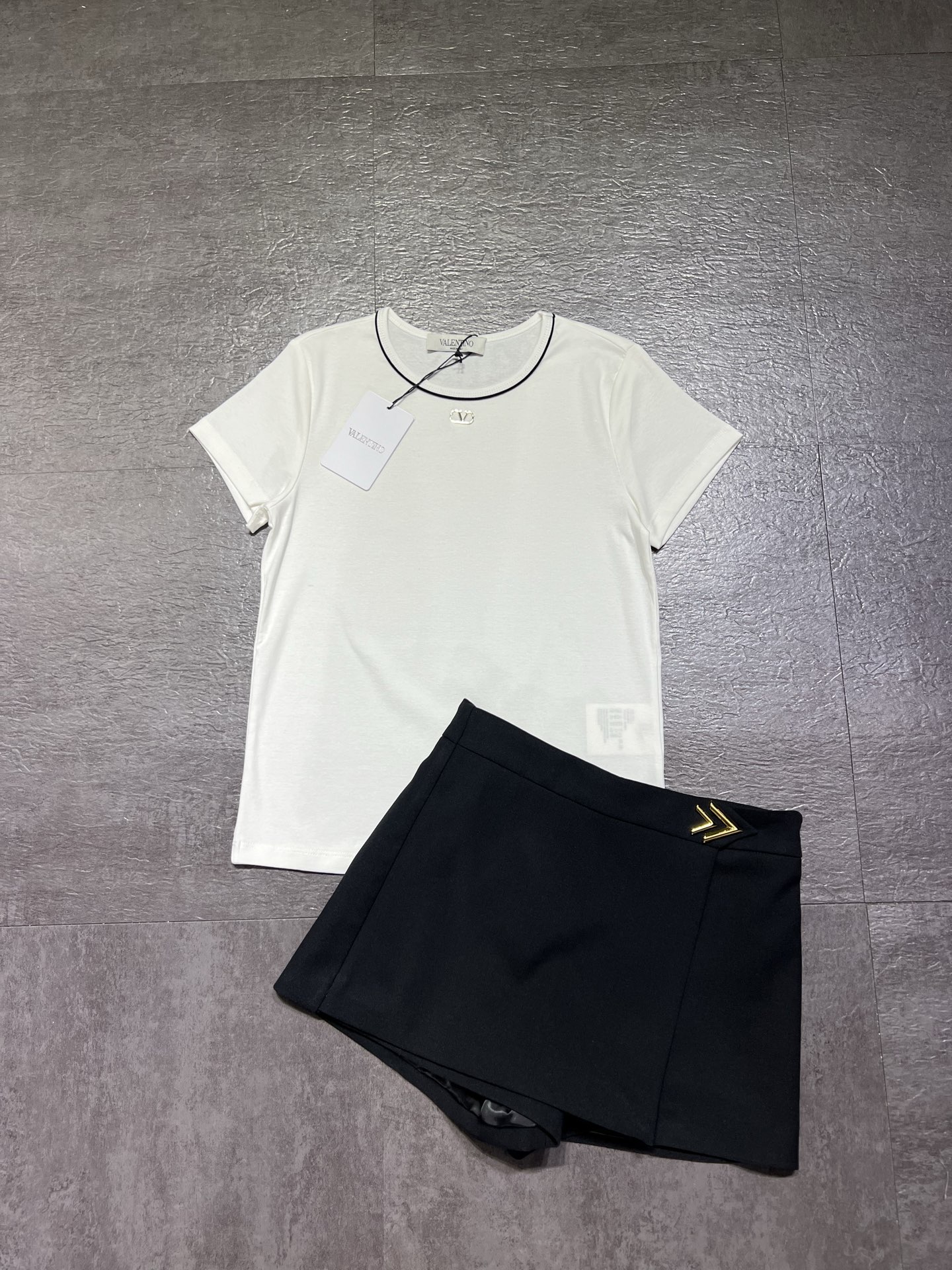 ヴァレンティノ コットンTシャツ スコートセット 詳細画像 1