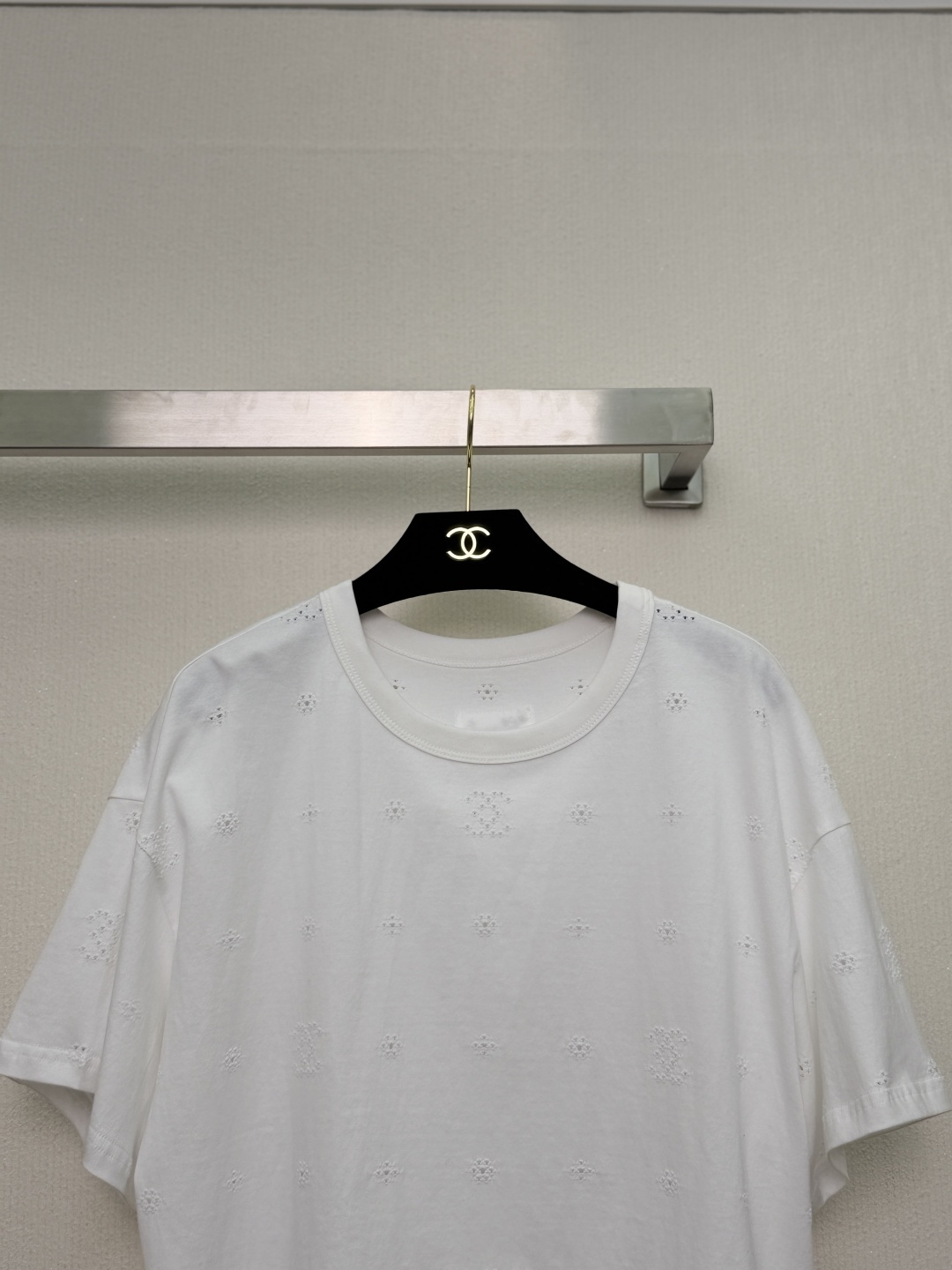 シャネル 26P ホワイト 透かし刺繍 オーバーTシャツ 詳細画像 2