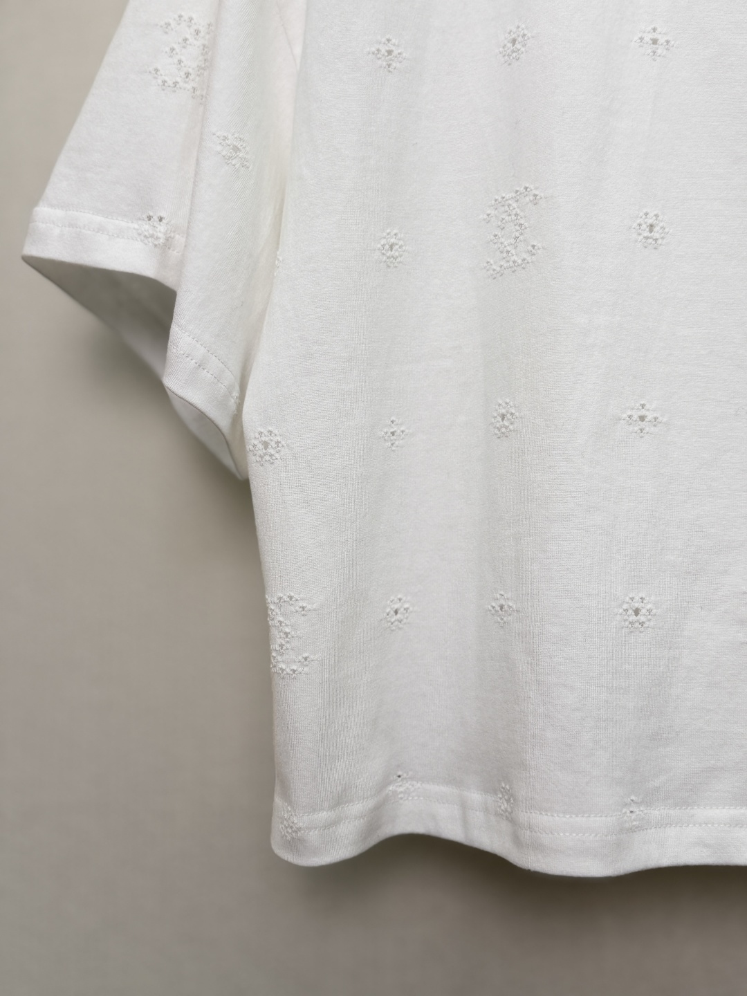 シャネル 26P ホワイト 透かし刺繍 オーバーTシャツ 画像 6