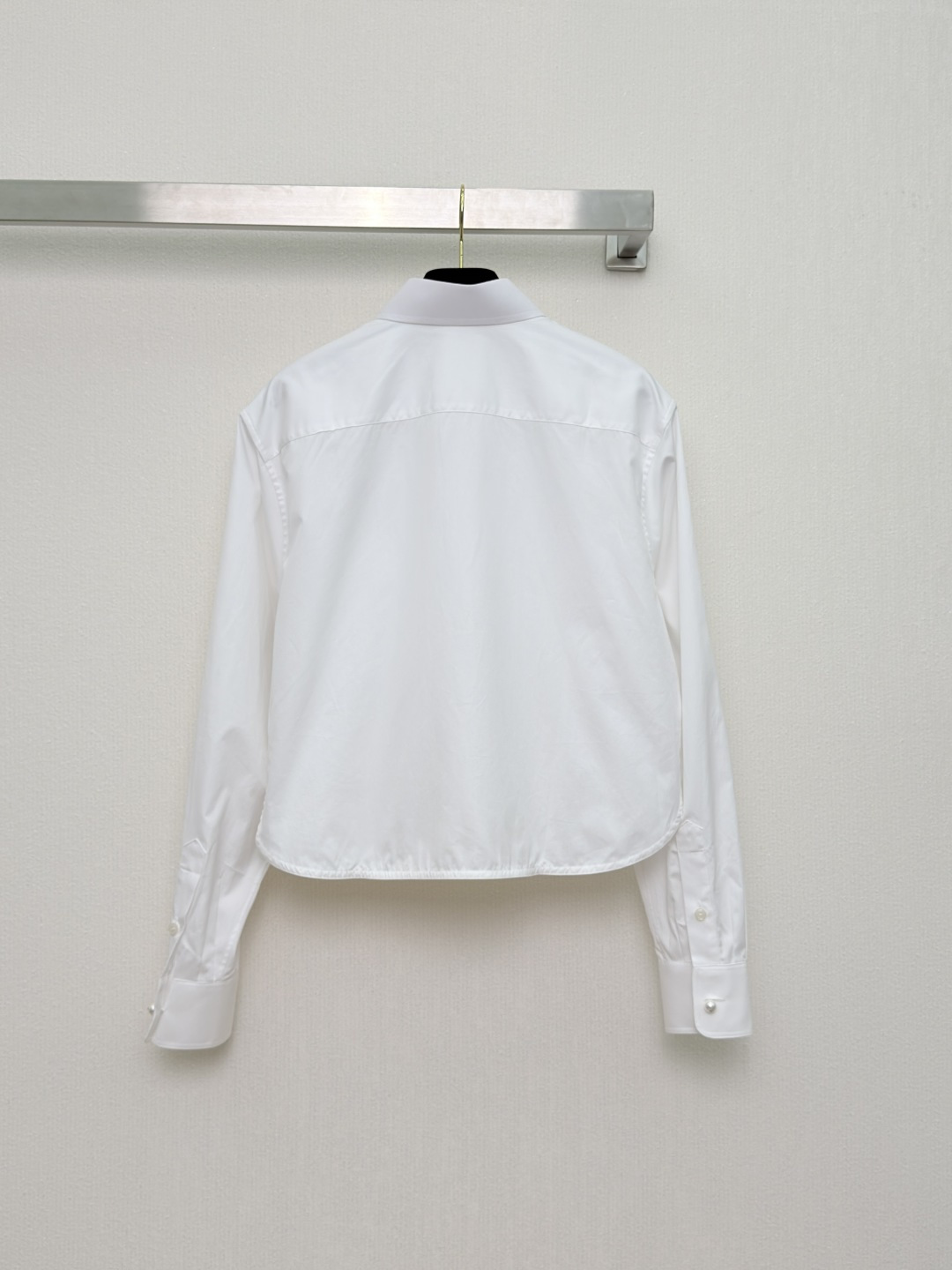 シャネル 26S ホワイト クロップドシャツ 画像 7