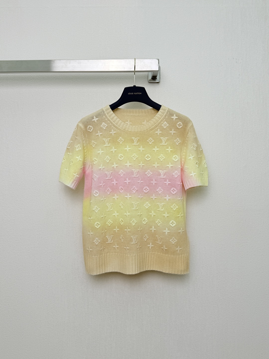 ルイ ヴィトン モノグラム刺繍 半袖ニットトップ 詳細画像 1