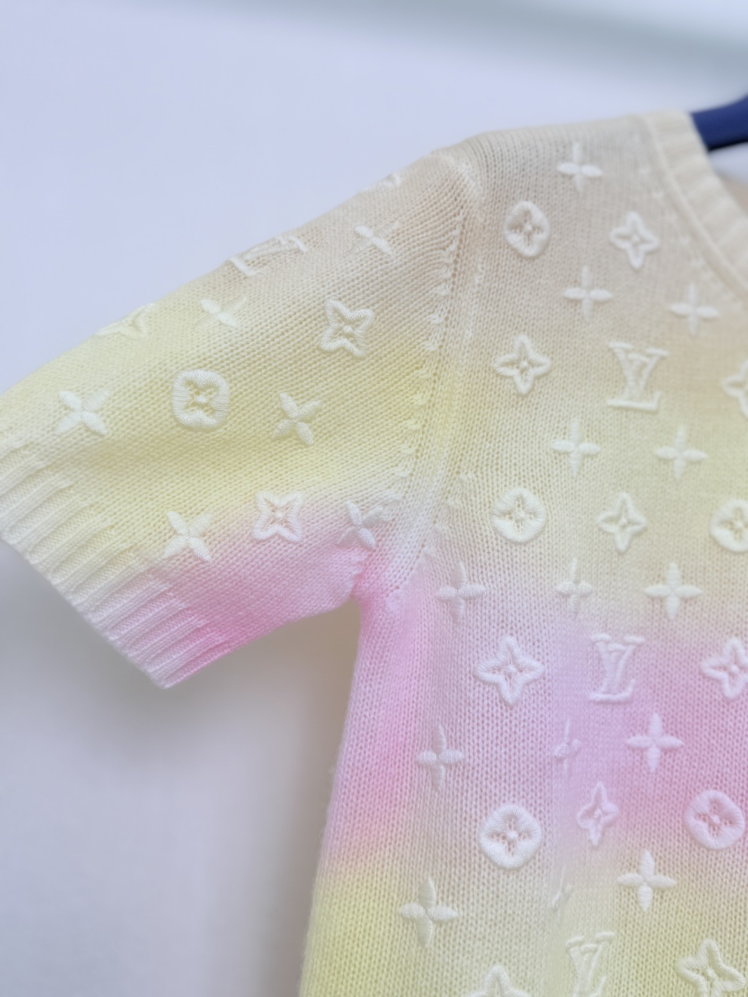 ルイ ヴィトン モノグラム刺繍 半袖ニットトップ 画像 6