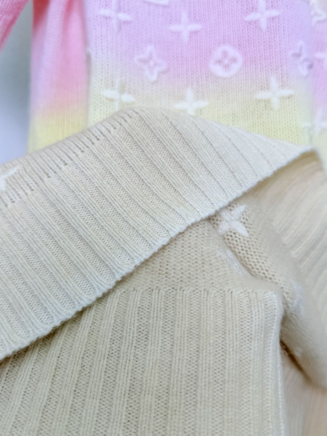 ルイ ヴィトン モノグラム刺繍 半袖ニットトップ 画像 7