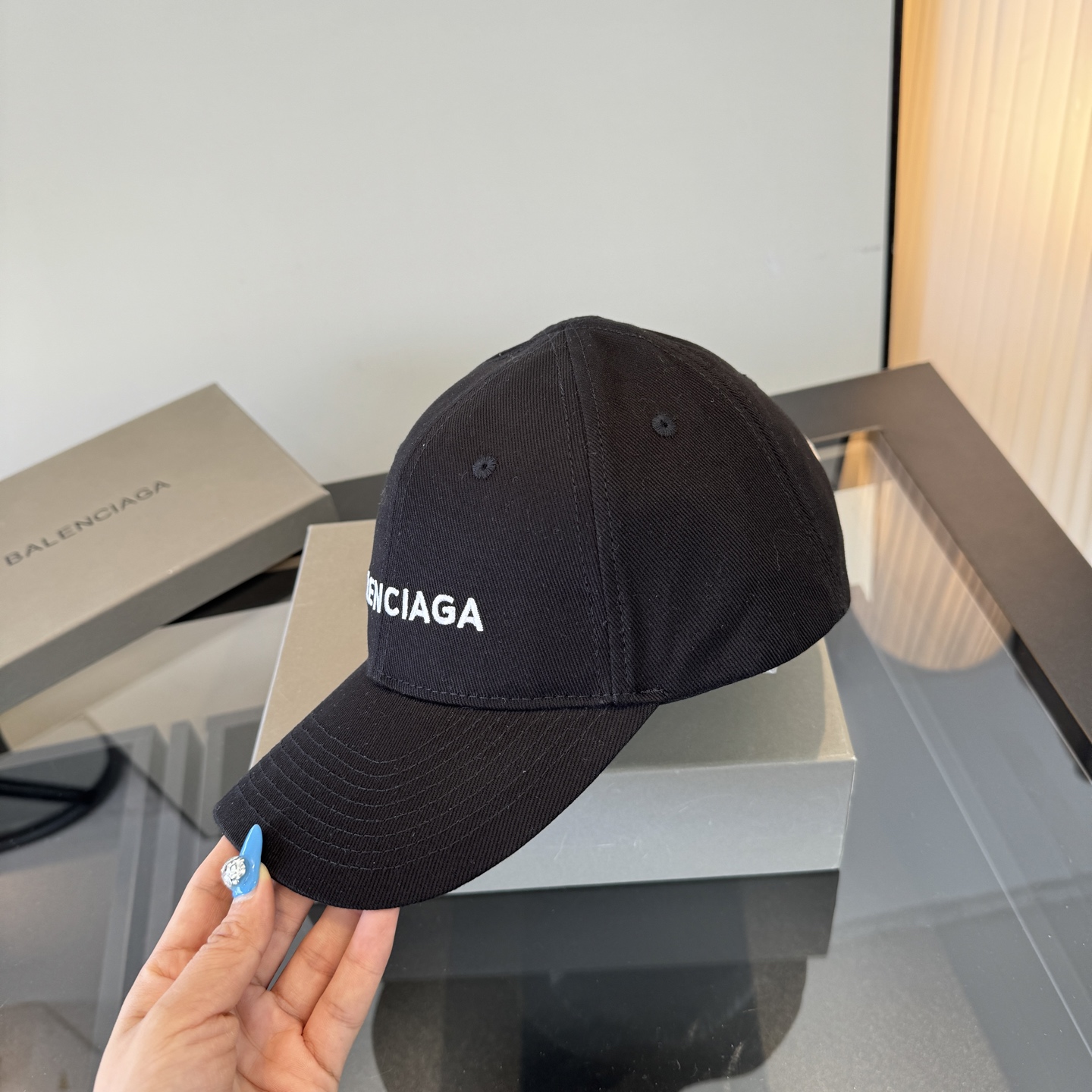 バレンシアガ ベースボールキャップ 画像 7