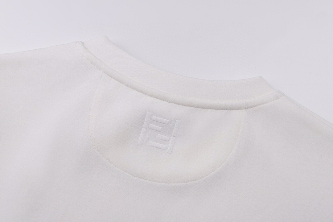 フェンディ ドローコードポケットTシャツ ホワイト 画像 4