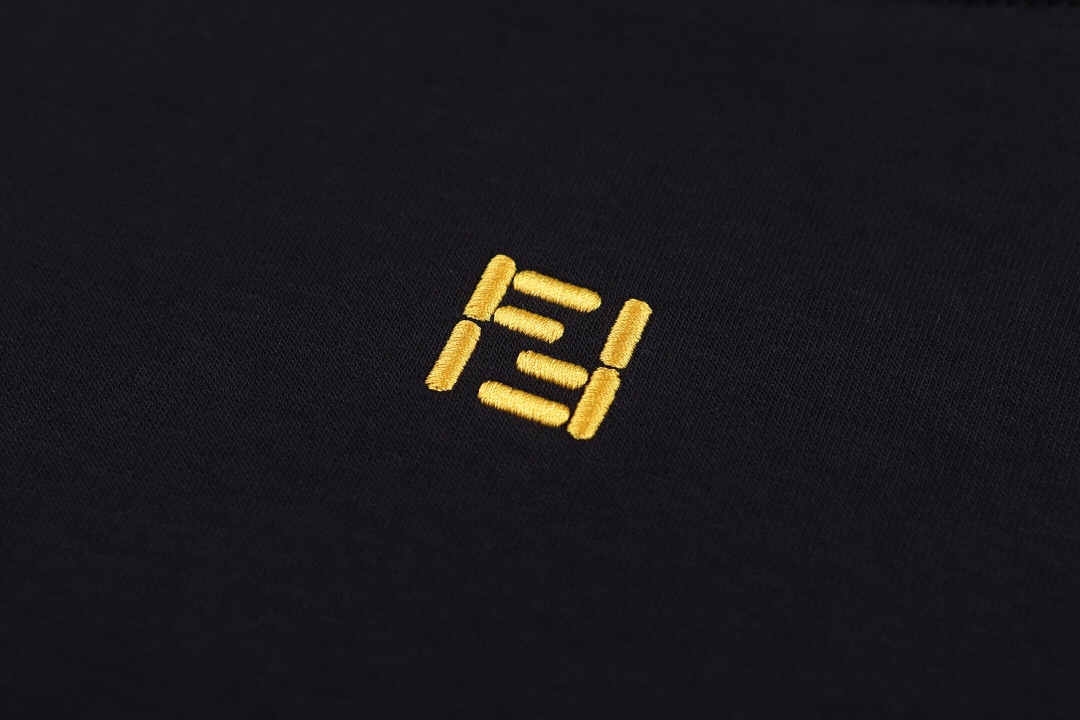 フェンディ FFセレリア刺繍Tシャツ ブラック FY1319 画像 5