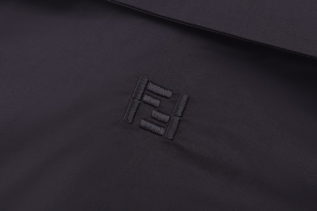 フェンディ ポケット付き長袖シャツ ブラック 画像 6