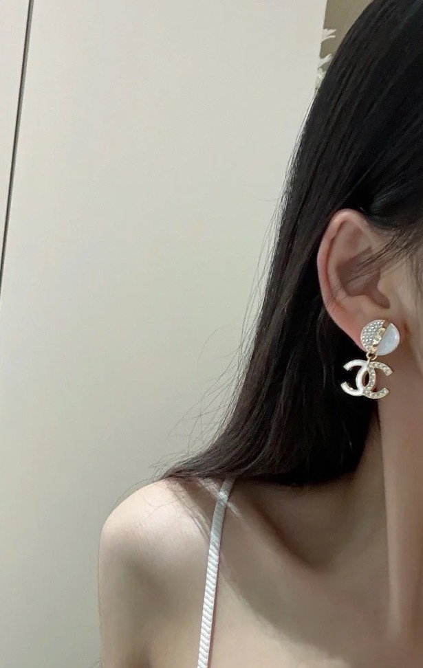 シャネル クリスタル ピアス 画像 9