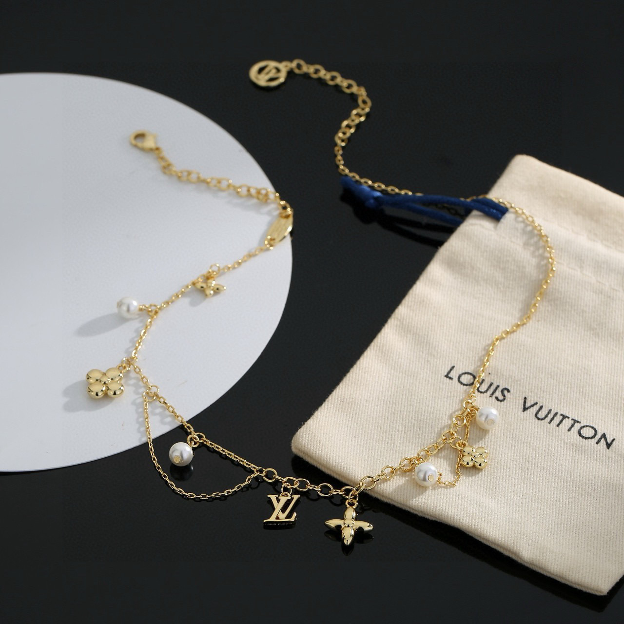 ルイヴィトン ロゴレター LV Twig スター ネックレス 画像 6
